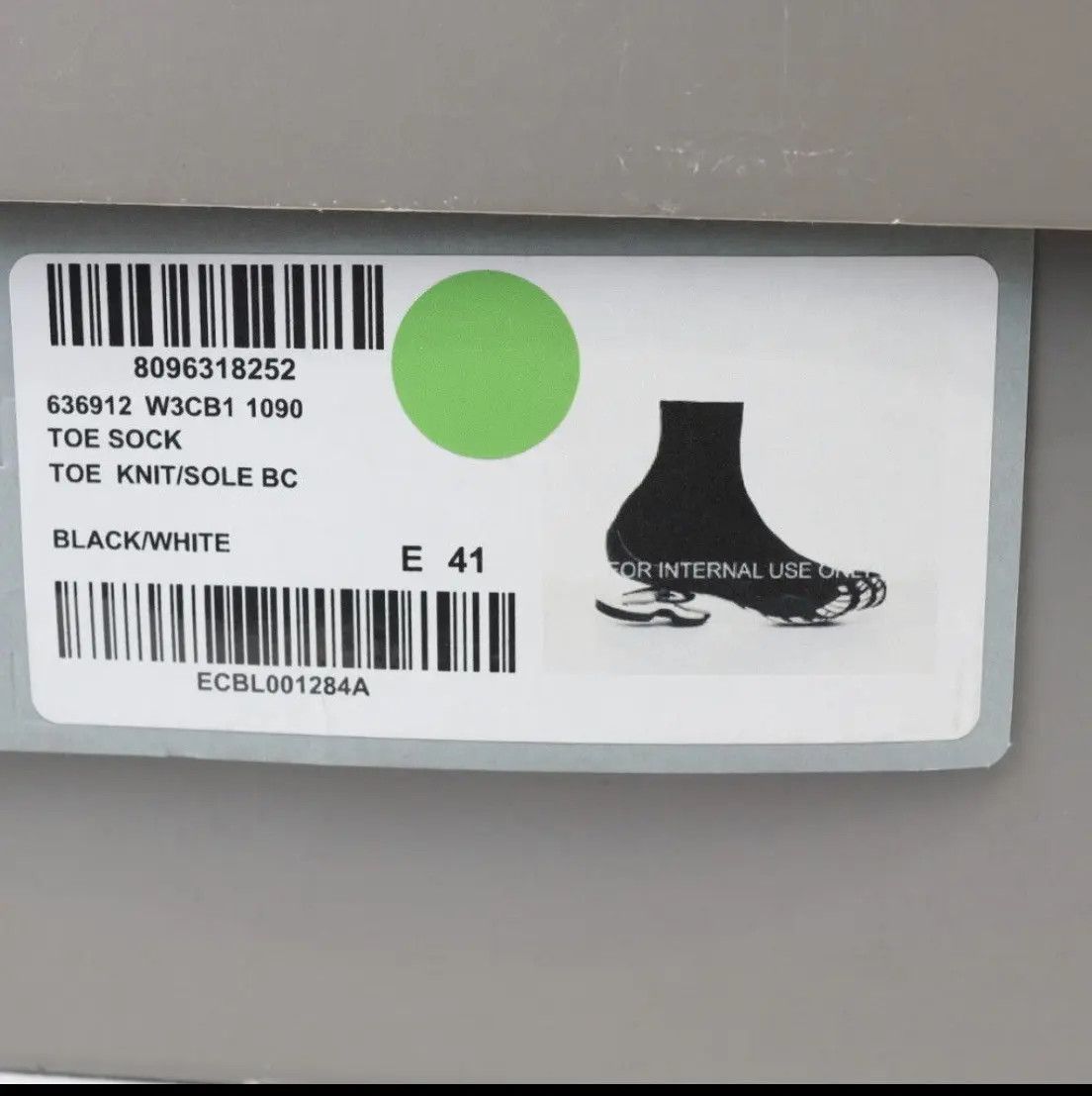 Balenciaga o1rshd1 Q:2 / Flex Five Toe Socks Boots in Black/white Size US 8 / EU 41 - 14 Thumbnail