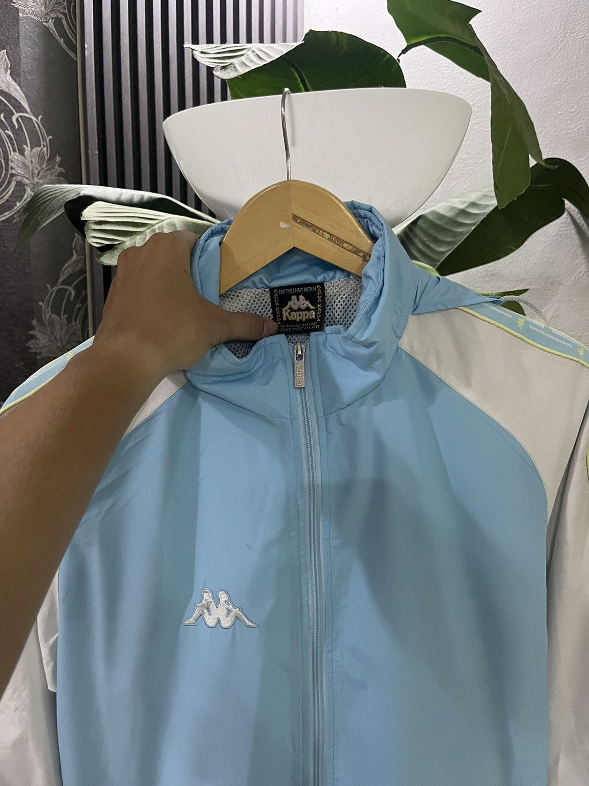 Japanese Brand × Kappa Vtg Kappa Light Jacket Side Tape Size US L / EU 52-54 / 3 - 4 Thumbnail