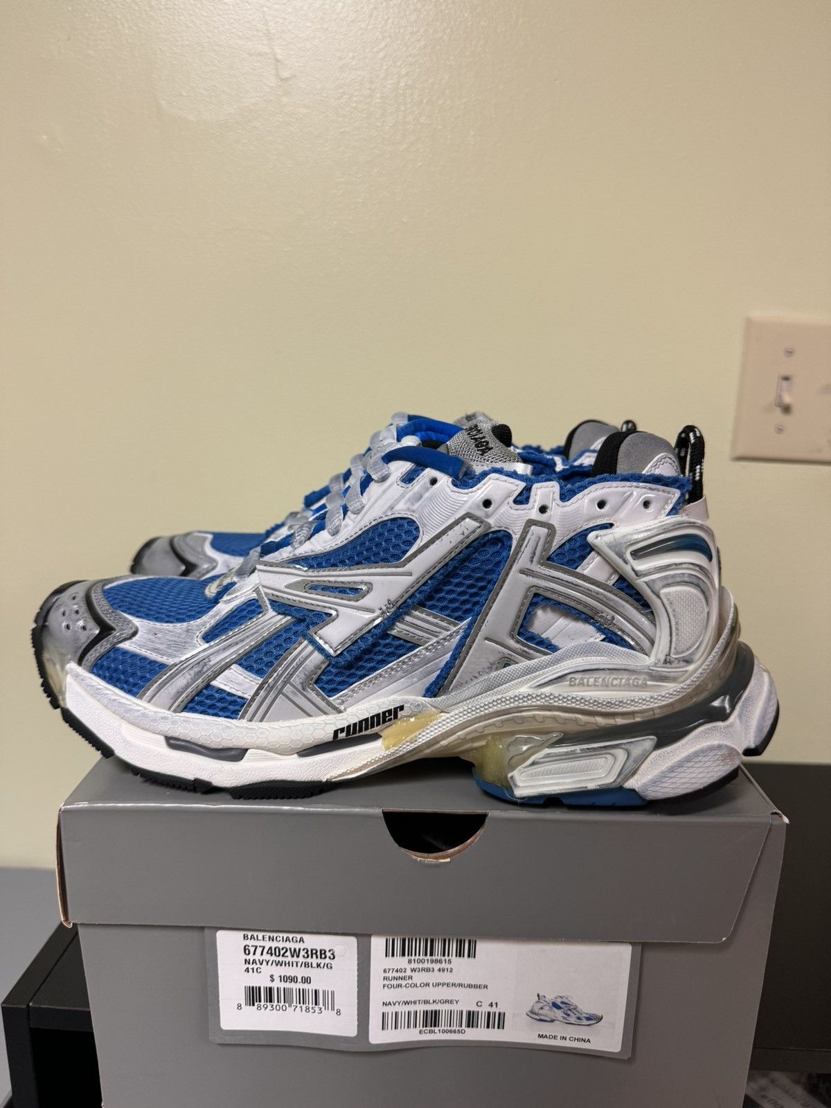 Balenciaga Balenciaga Blue and White runner 41 | Grailed