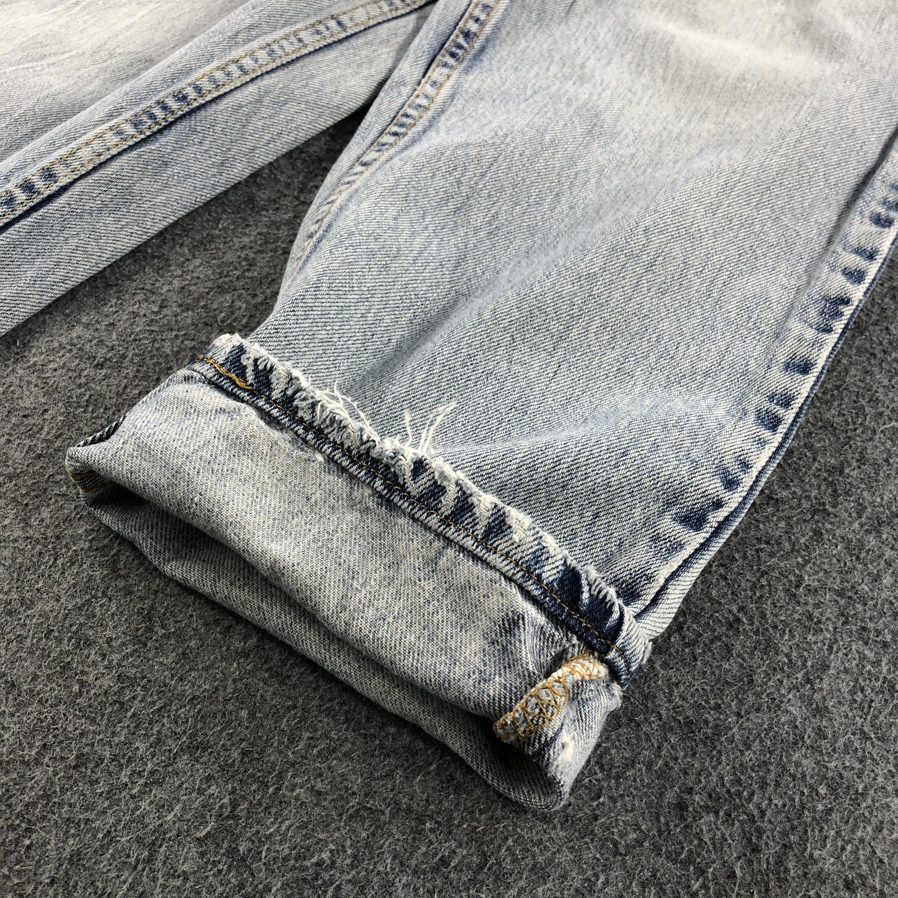 Levi's Vintage Light Wash Levis 550 Jeans-J1271 Size US 31 - 7 Thumbnail