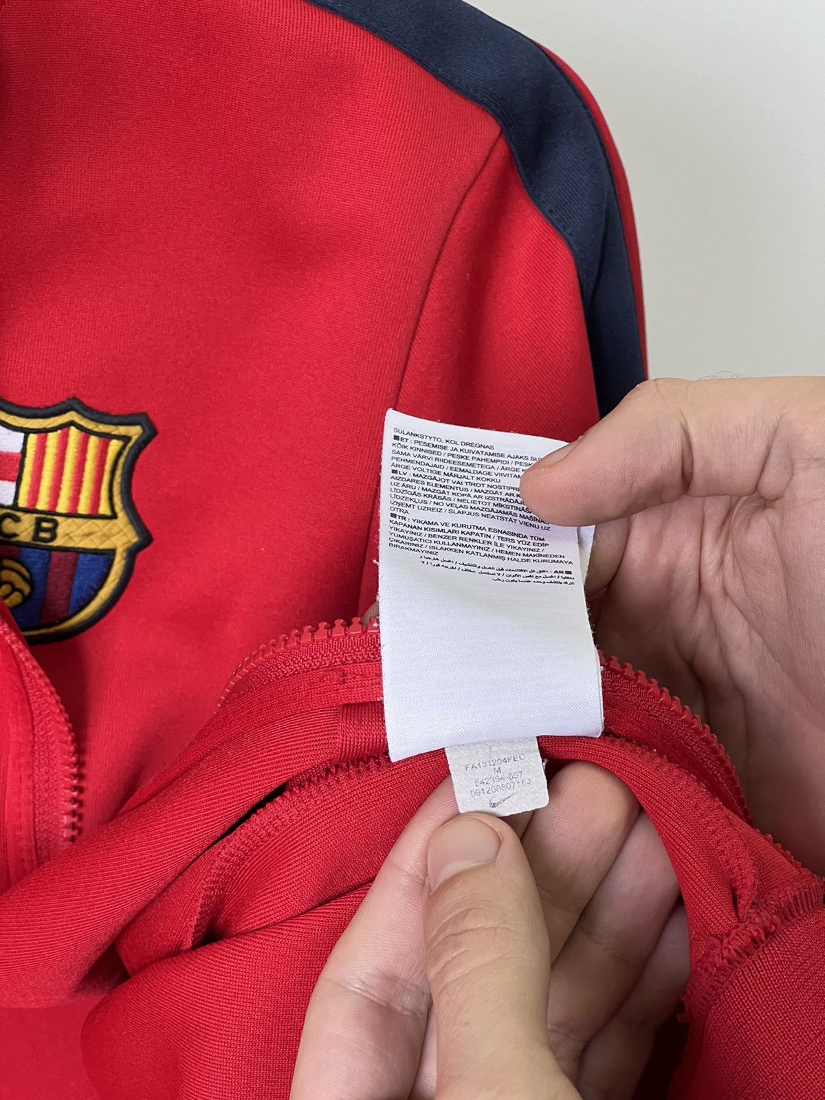 Nike Nike Barcelona 2013/14 Soccer Jacket Size US M / EU 48-50 / 2 - 12 Thumbnail