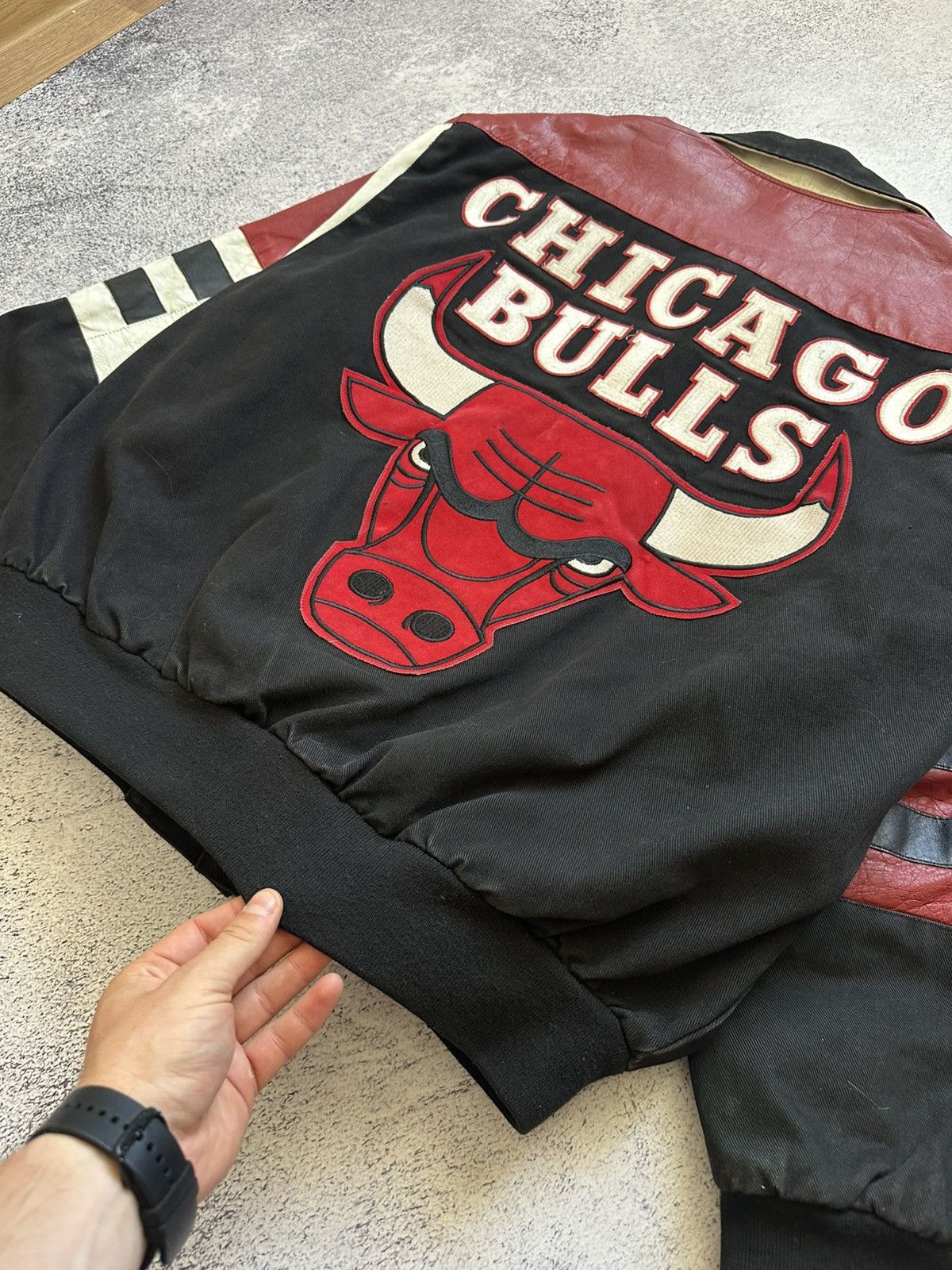 Jeff Hamilton 1993 Jeff Hamilton Chicago Bulls Jacket Size US XL / EU 56 / 4 - 16 Thumbnail
