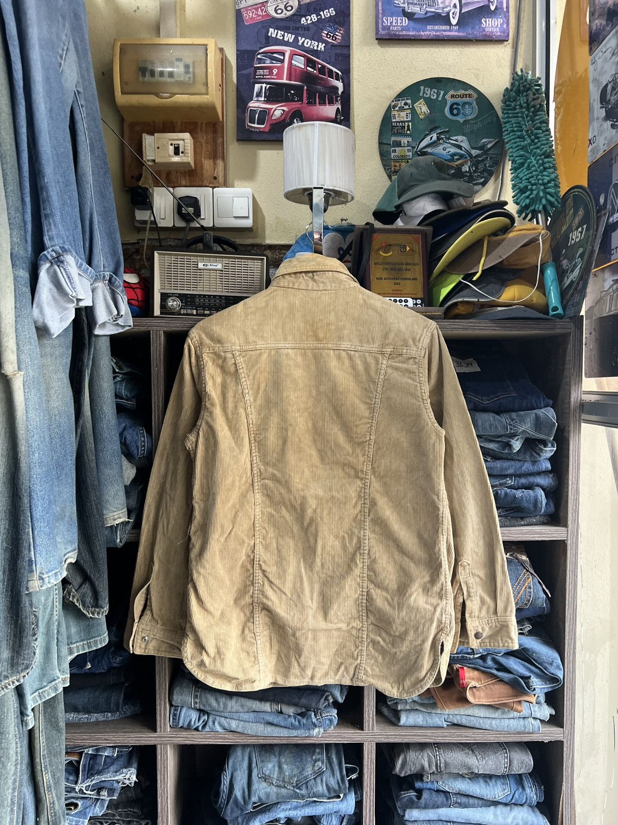 Japanese Brand 🔥Bison Corduroy Button Jacket Size US S / EU 44-46 / 1 - 2 Thumbnail