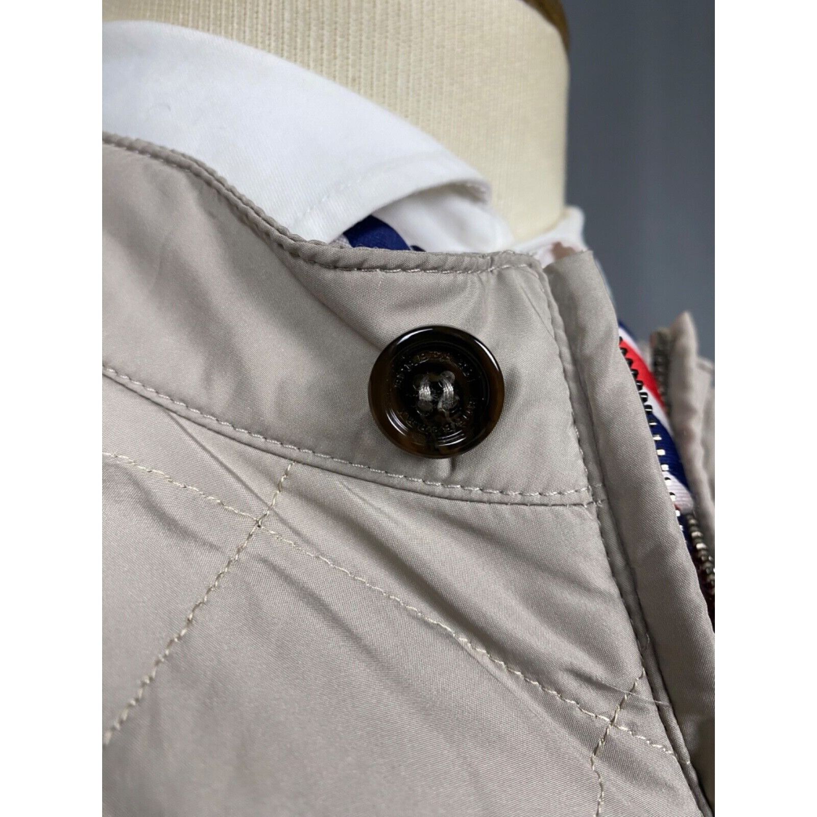 Burberry Burberry Men's Beige Quilted Vest Size XL Size US XL / EU 56 / 4 - 9 Thumbnail