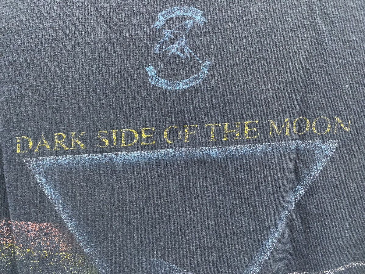 Band Tees DISTRESSED PINK FLOYD TSHIRT Size US L / EU 52-54 / 3 - 9 Thumbnail