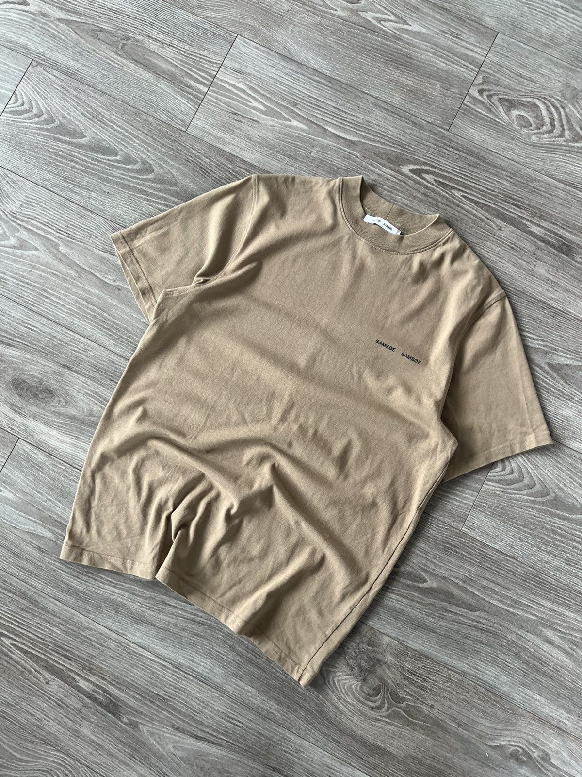 Japanese Brand × Samsoe Samsoe ‼️Samsoe Samsoe Crew Neck Classic Old Money Tee‼️ Size US L / EU 52-54 / 3 - 9 Thumbnail