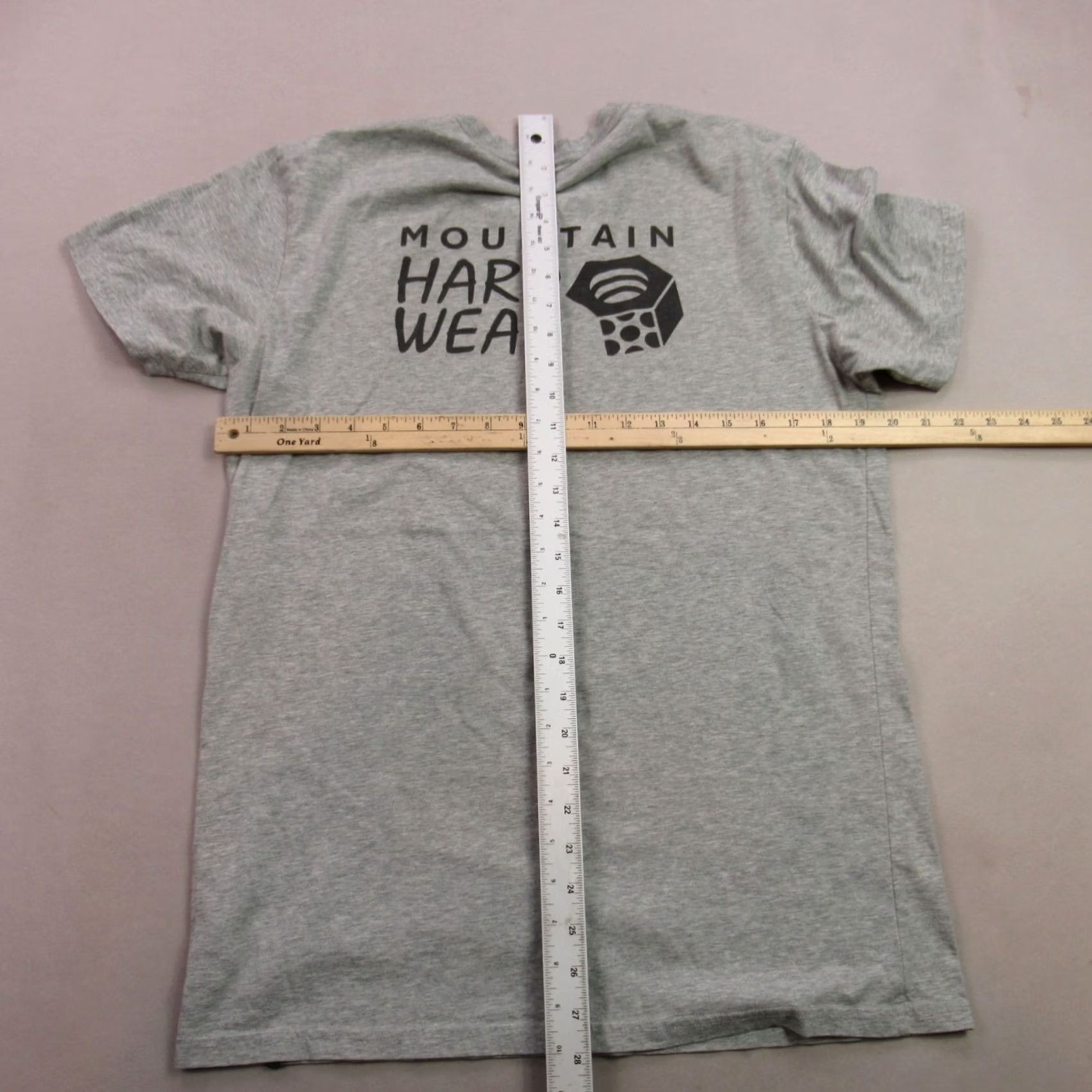 Mountain Hardwear Mountain Hardwear Shirt Mens Large Short Sleeve Casual Crew Neck Gray Size US L / EU 52-54 / 3 - 7 Thumbnail