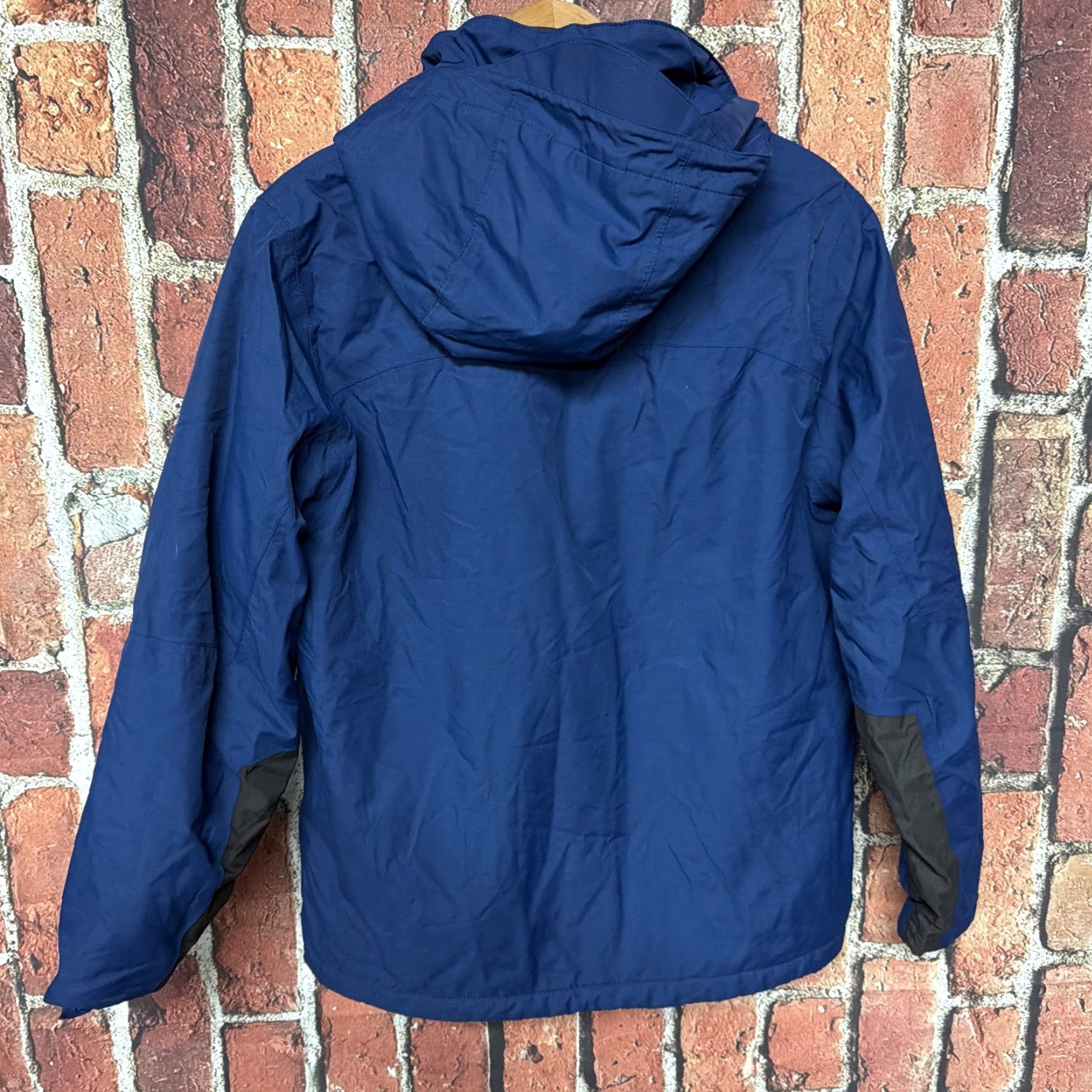 Lands' End Lands' End Jacket Mens M Blue Insulated Full Zip Windbreaker, Stand-Up Collar, Regular Fit, Nylon Shell, Fleece Lining, Gray / Blue Size US M / EU 48-50 / 2 - 4 Thumbnail