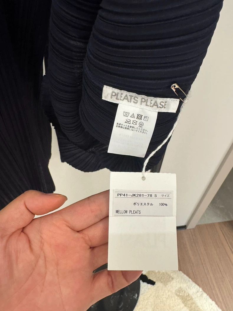 Issey Miyake issey miyake size:5 Dark blue pleated coat Size XXS / US 00 / IT 34 - 4 Thumbnail