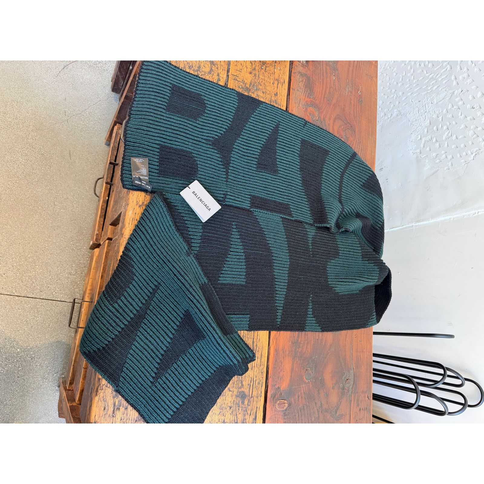 Balenciaga Balenciaga Logo-Jacquard Wool Scarf Size ONE SIZE - 4 Thumbnail