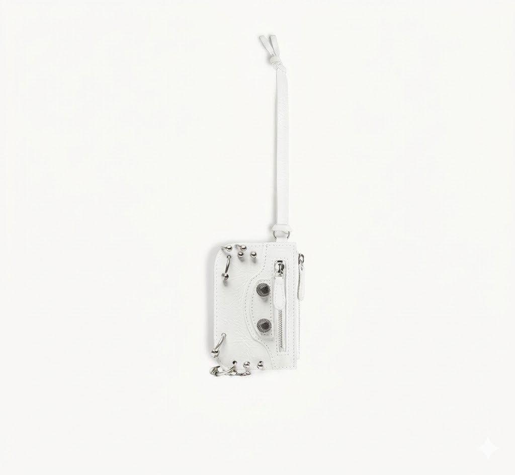 Balenciaga o1tr1nto0526 Size: OS / Le Cagole Coin Purse in White Size ONE SIZE - 1 Preview