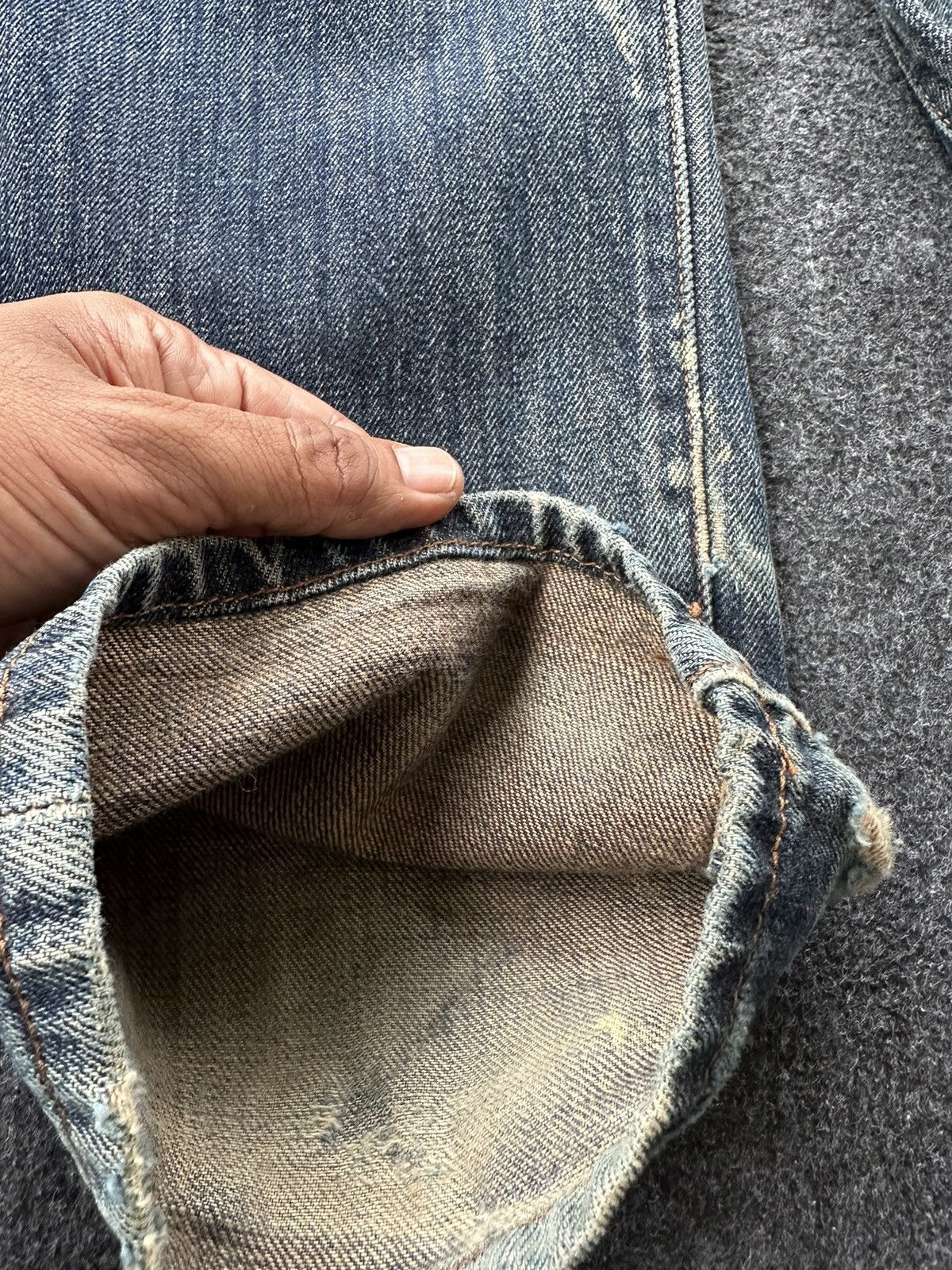 Edwin Vintage Gold Rush Faded Wash Distressed Denim 31x33 D195 Size US 31 - 12 Thumbnail