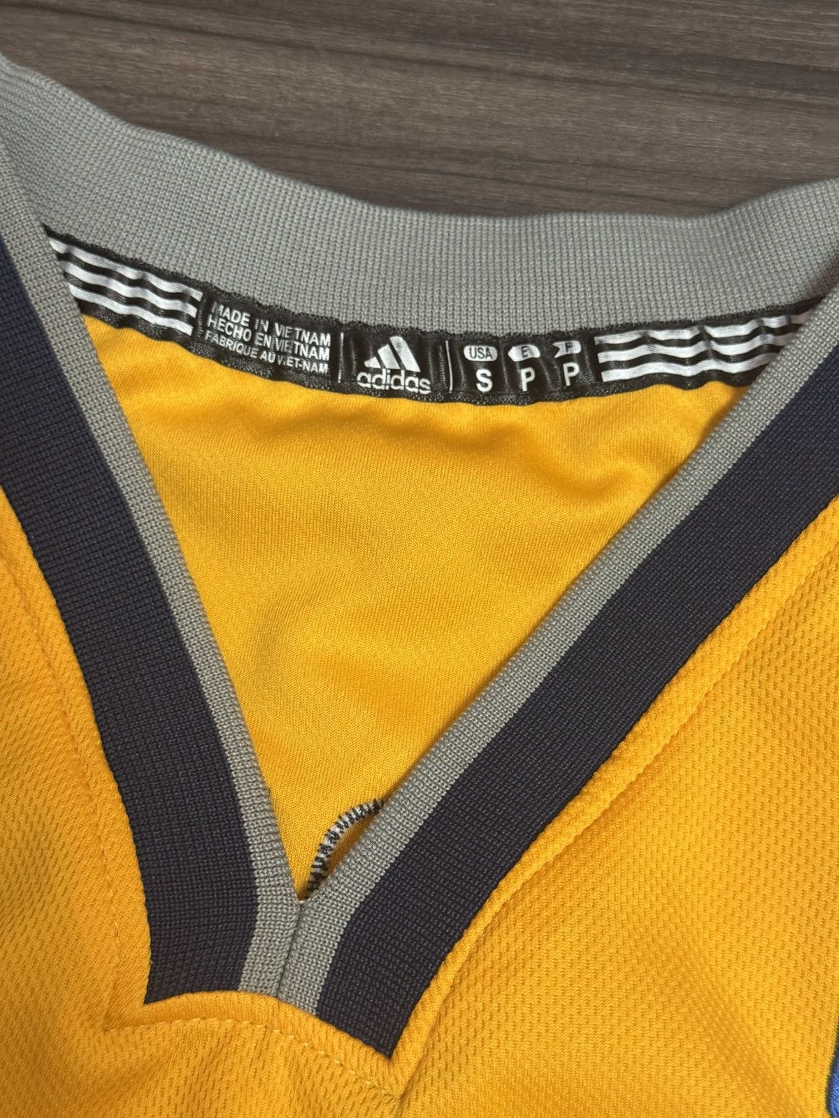 Adidas Indiana Pacers Paul George 13 NBA Stitched Basketball Jersey Size US S / EU 44-46 / 1 - 4 Thumbnail