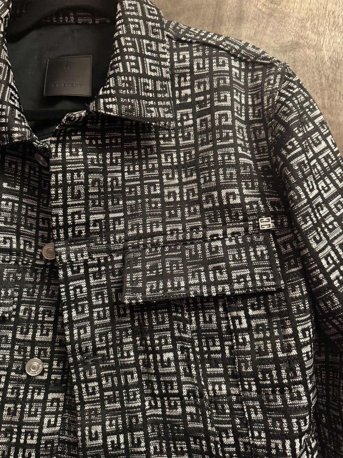 Givenchy × MMW sample givenchy jacquard trucker jacket 4G S mmw Size US S / EU 44-46 / 1 - 10 Thumbnail