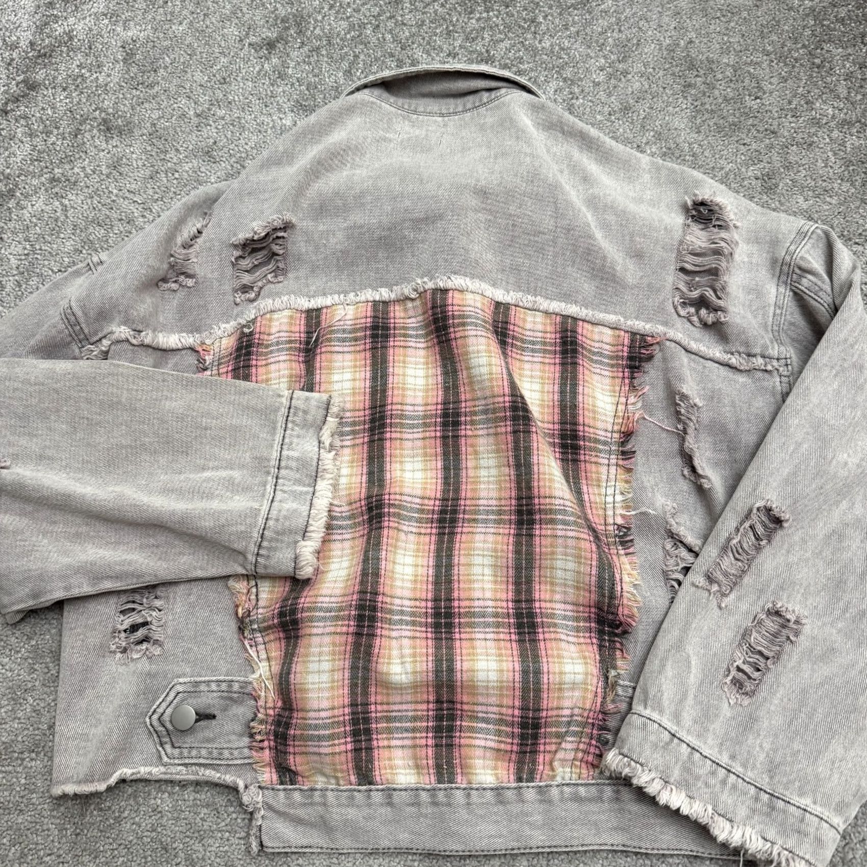 Vintage POL Distressed Denim Jacket Womens Medium Gray Acid Wash Plaid Cotton Streetwear Size M / US 6-8 / IT 42-44 - 3 Thumbnail