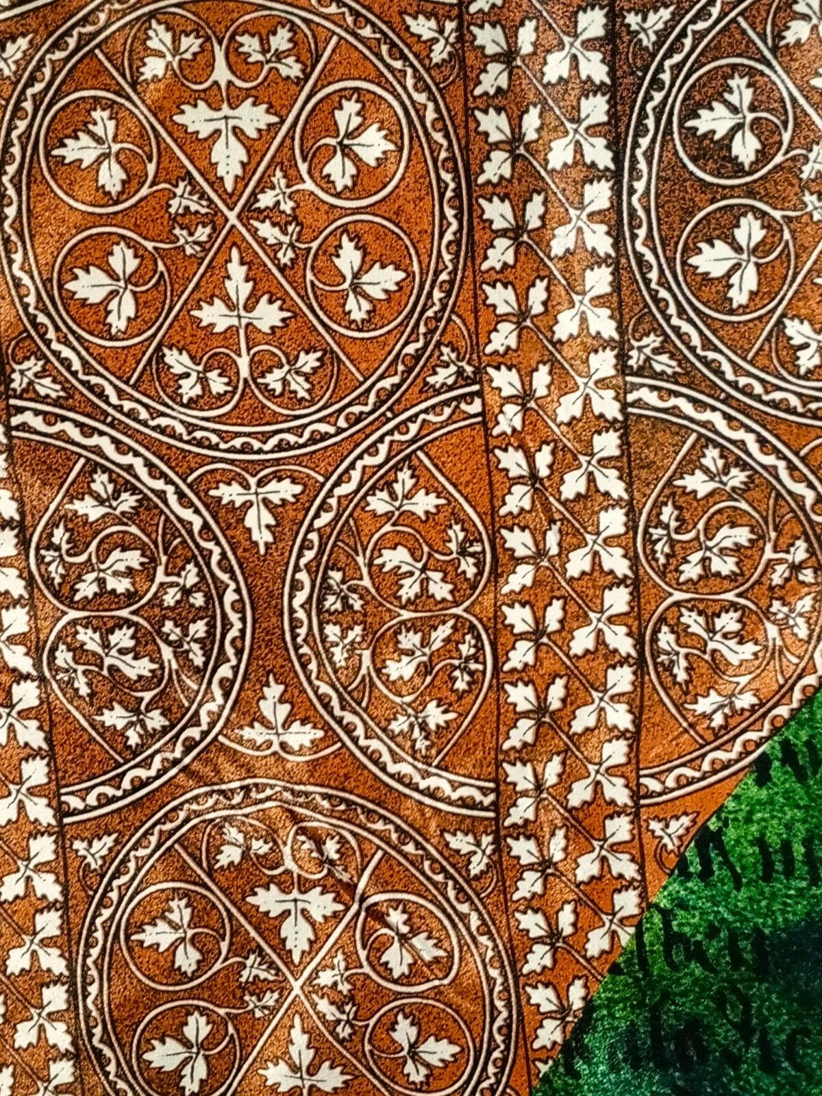 Jean Paul Gaultier JEAN-PAUL GAULTIER JPG Paris Abstract Green Brown Silk Scarf Size ONE SIZE - 7 Thumbnail