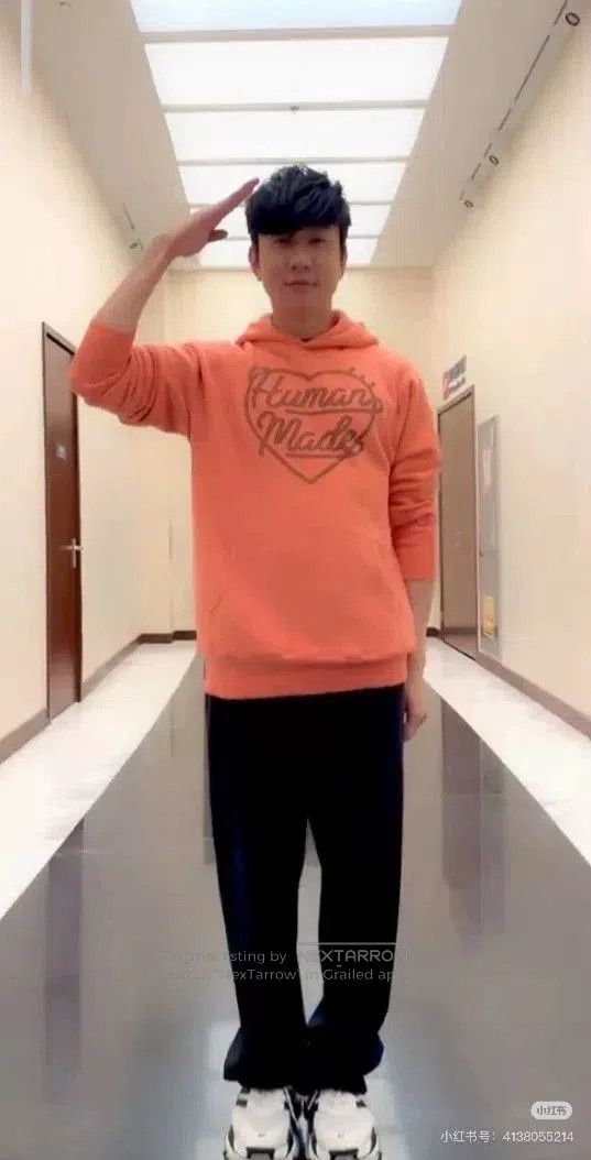 Human Made pink casual hoodie with heart logo. Size US M / EU 48-50 / 2 - 2 Thumbnail