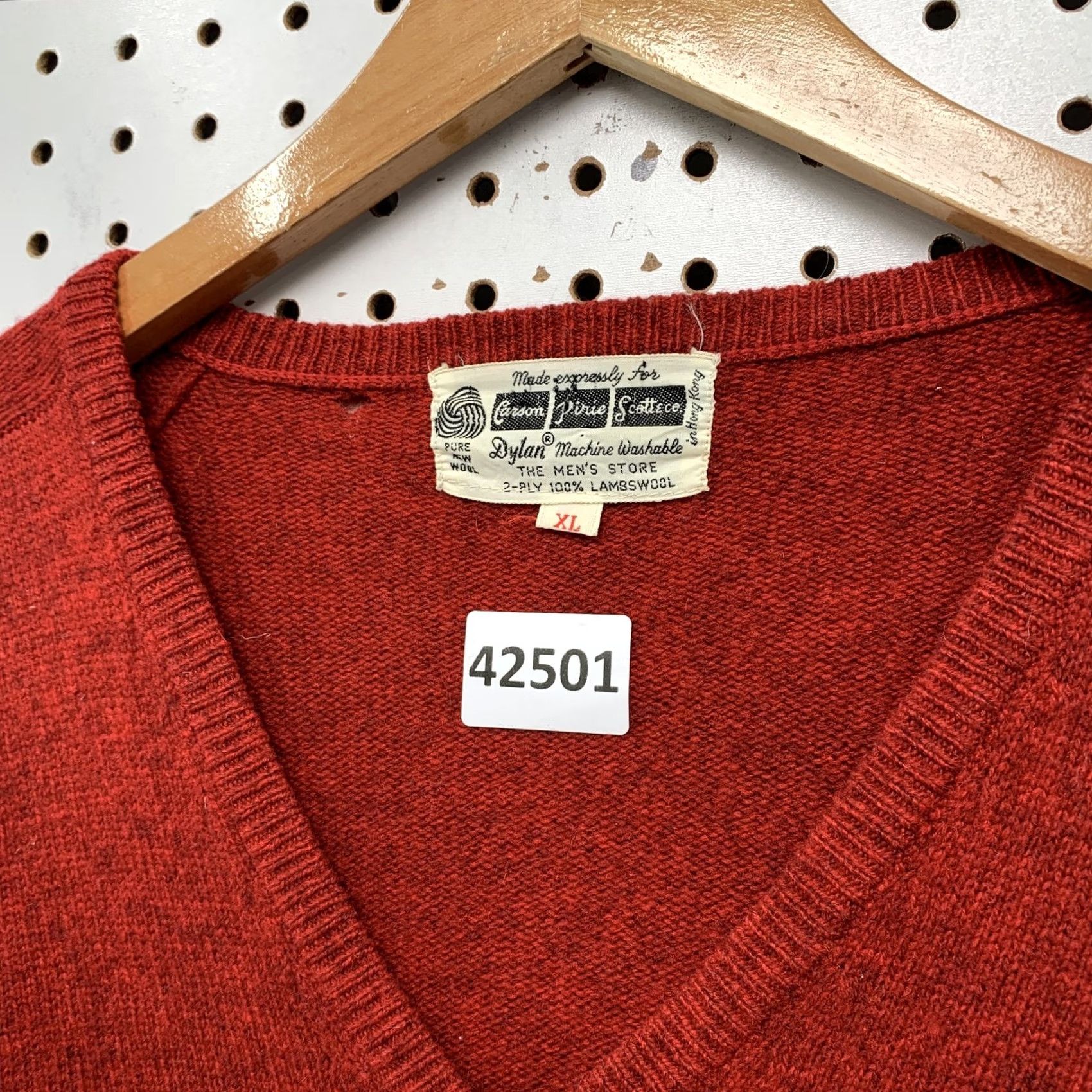 Vintage Vintage Carson Pirie Scott Sweater Mens XL Red V Neck Long Sleeve Wool 23x27 Size US XL / EU 56 / 4 - 4 Thumbnail