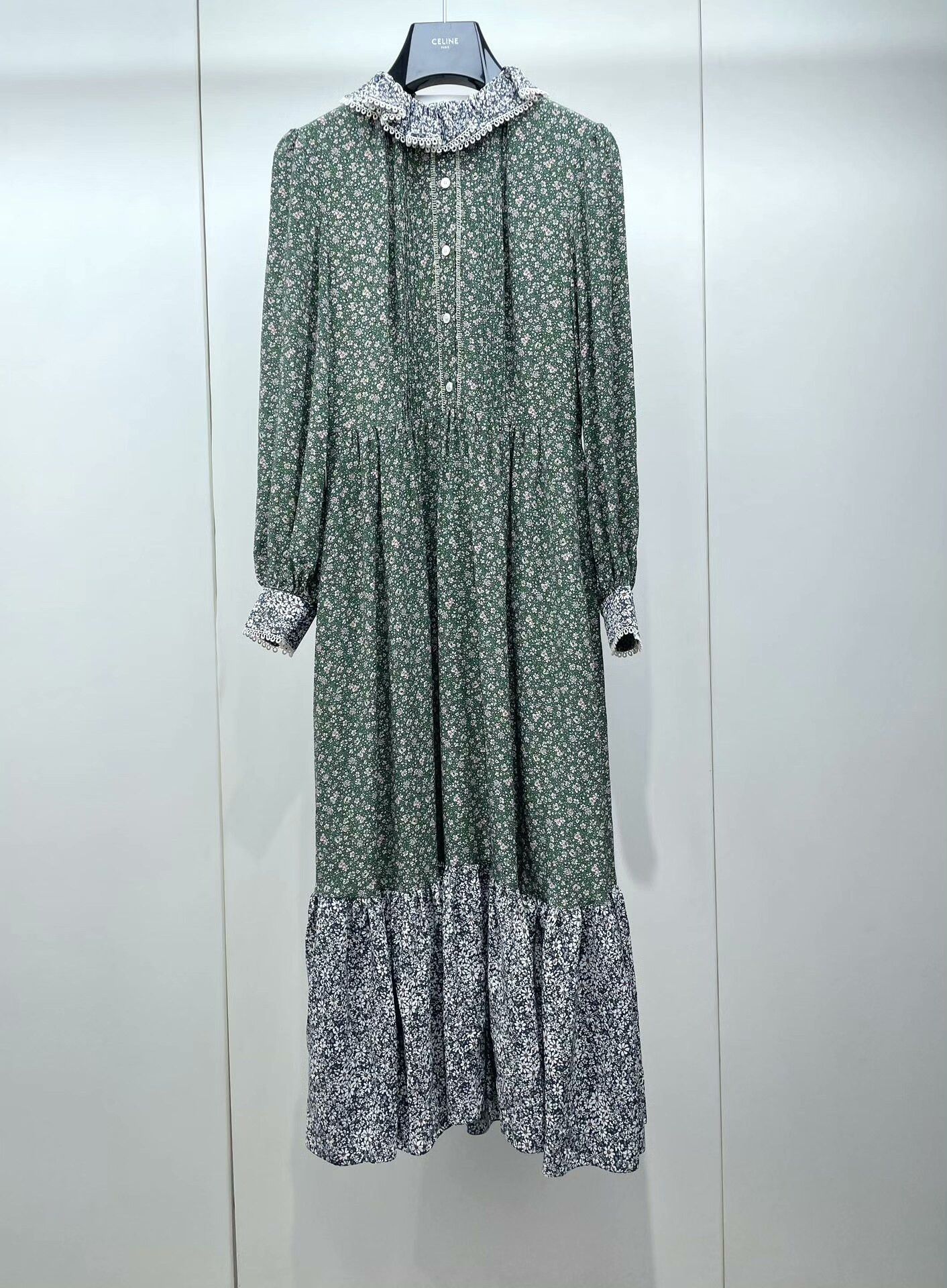 Celine CELINE Green Floral Silk Dress Size XXS / US 00 / IT 34 - 1 Thumbnail