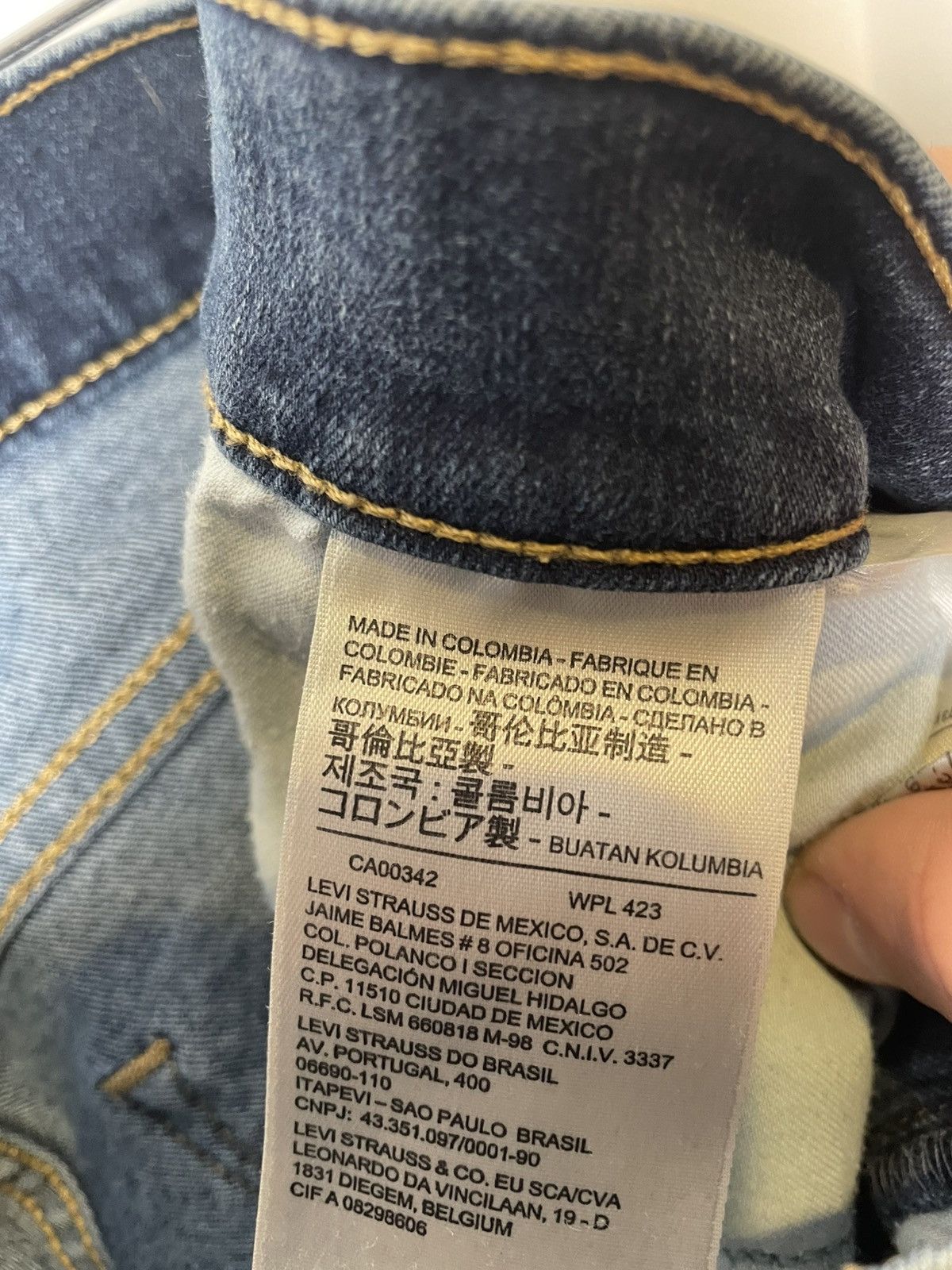 Levi's Levi’s 312 Shaping Slim Jeans Mid-Wash Blue 30 Size US 30 / EU 46 - 10 Thumbnail