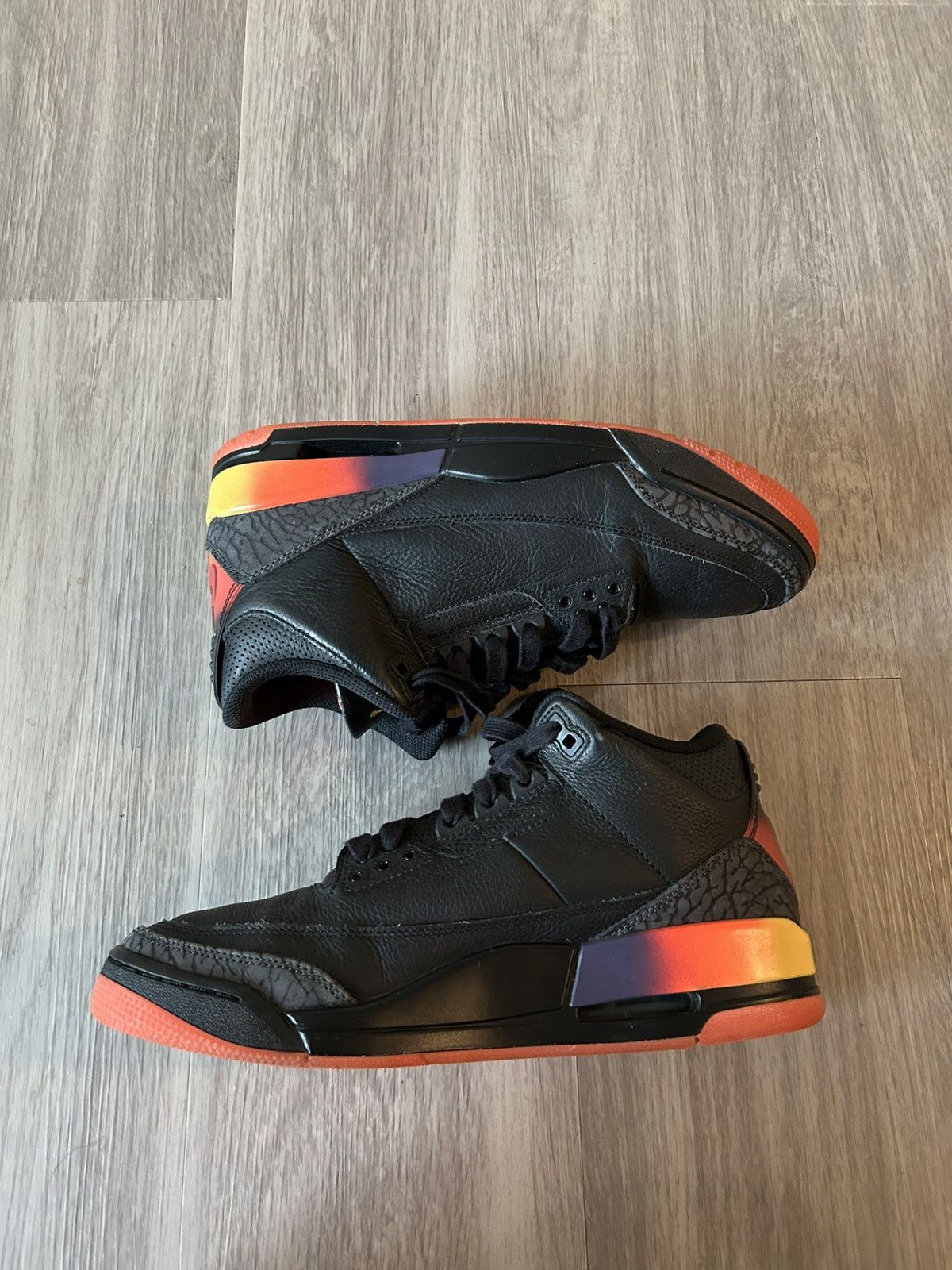 J Balvin × Jordan Brand J Balvin X Air Jordan Retro 3 Rio Size 9.5 Size US 9.5 / EU 42-43 - 2 Thumbnail