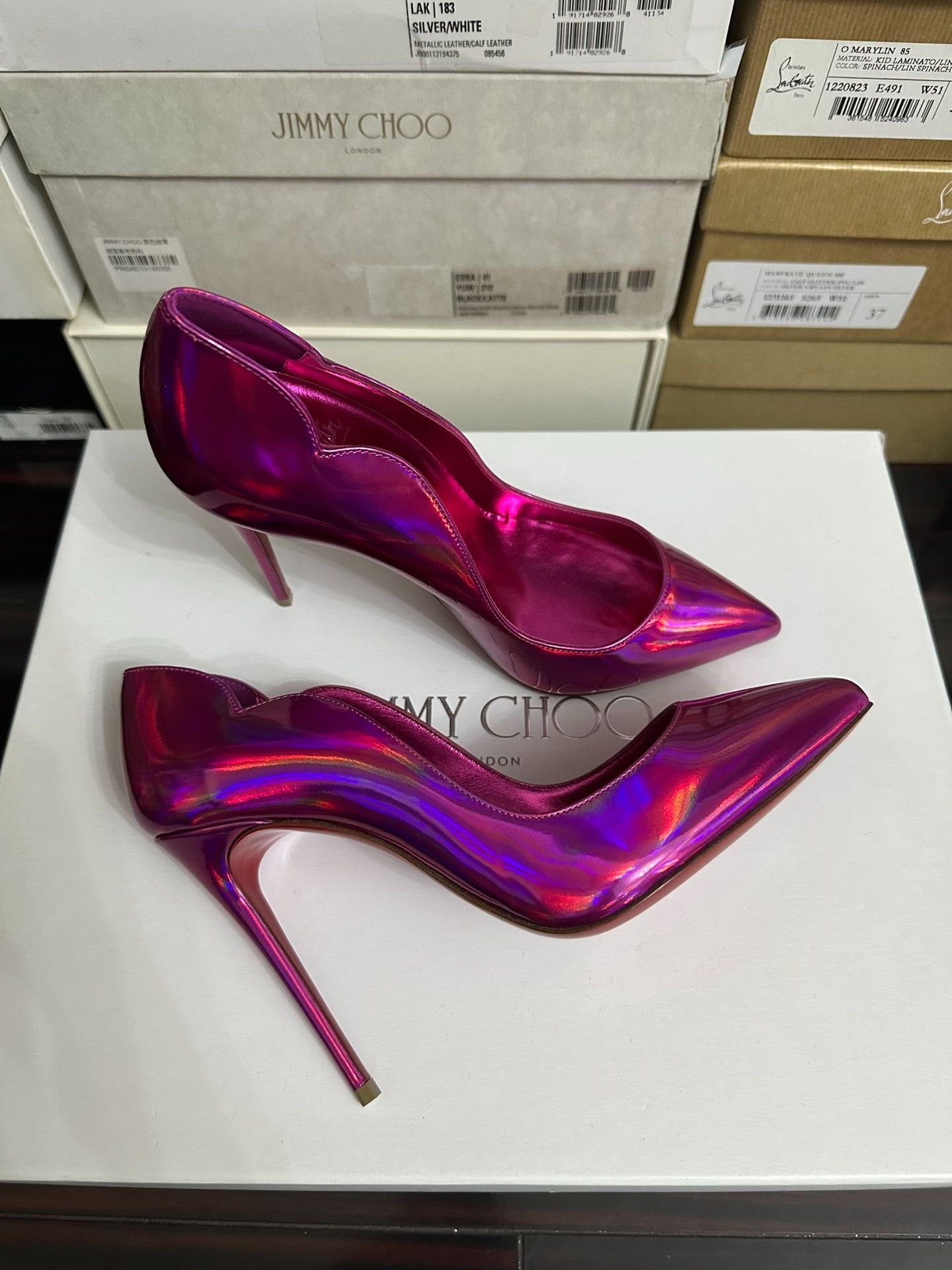 Christian Louboutin Christian Louboutin Electric Pink Red Sole Heels Size US 5 / IT 35 - 1 Thumbnail