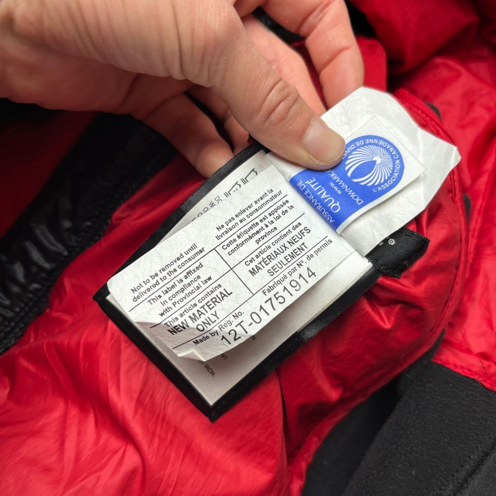Canada Goose Canada Goose Hybridge Lite 800 Down Fill Jacket Mens L 2701M Size US L / EU 52-54 / 3 - 14 Thumbnail