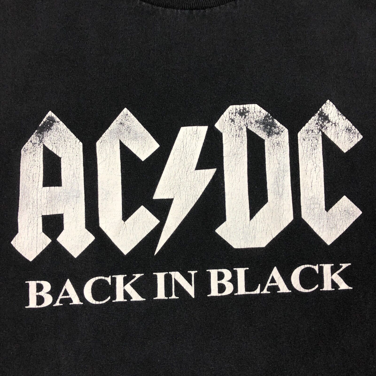 Vintage AC/DC Back In Black Logo Black Tee T Shirt Faded Black Size US L / EU 52-54 / 3 - 2 Thumbnail