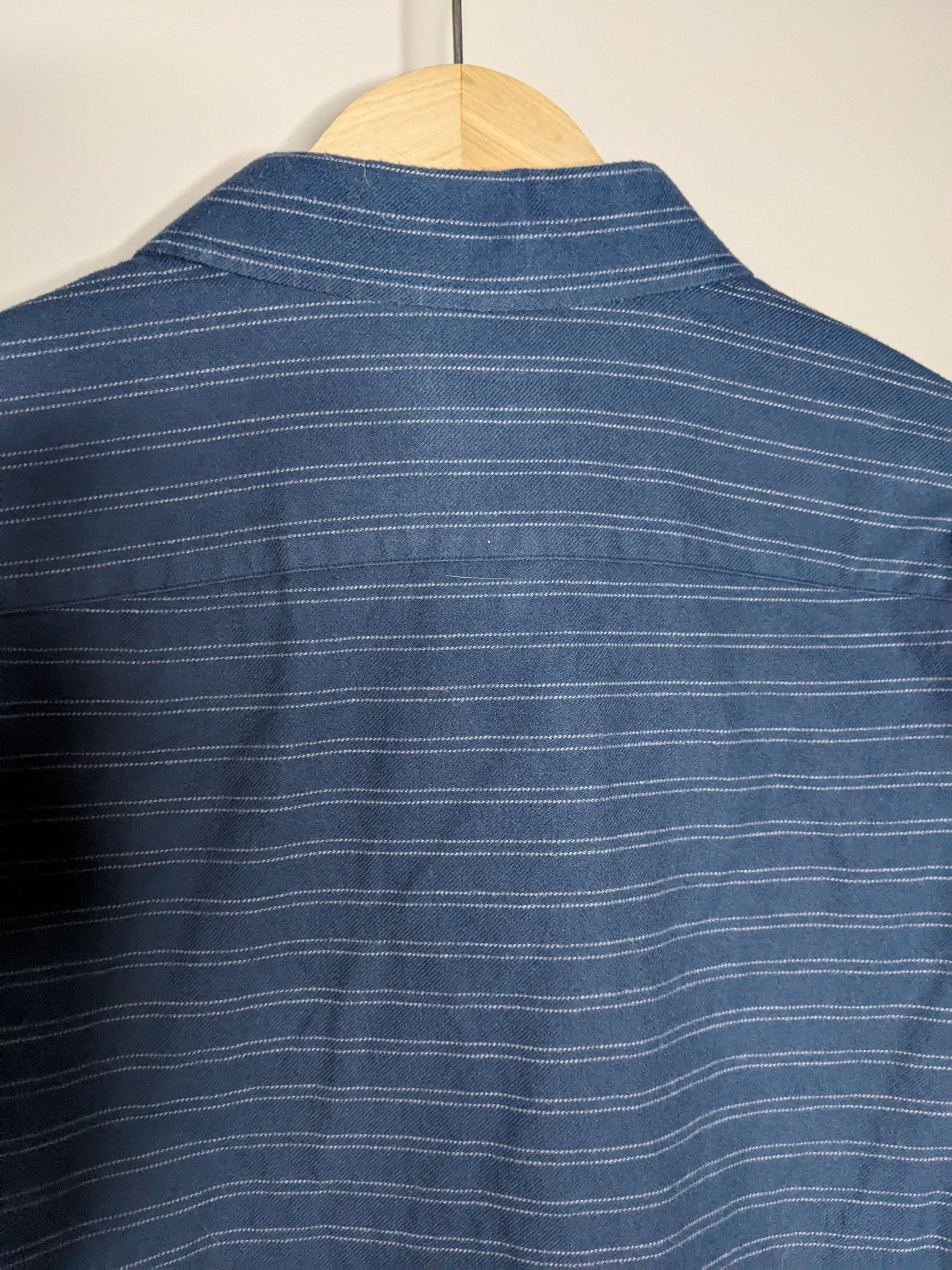UNTUCKit UNTUCKit Brushed Cotton Striped Shirt Size Large Button Up Size US L / EU 52-54 / 3 - 7 Thumbnail