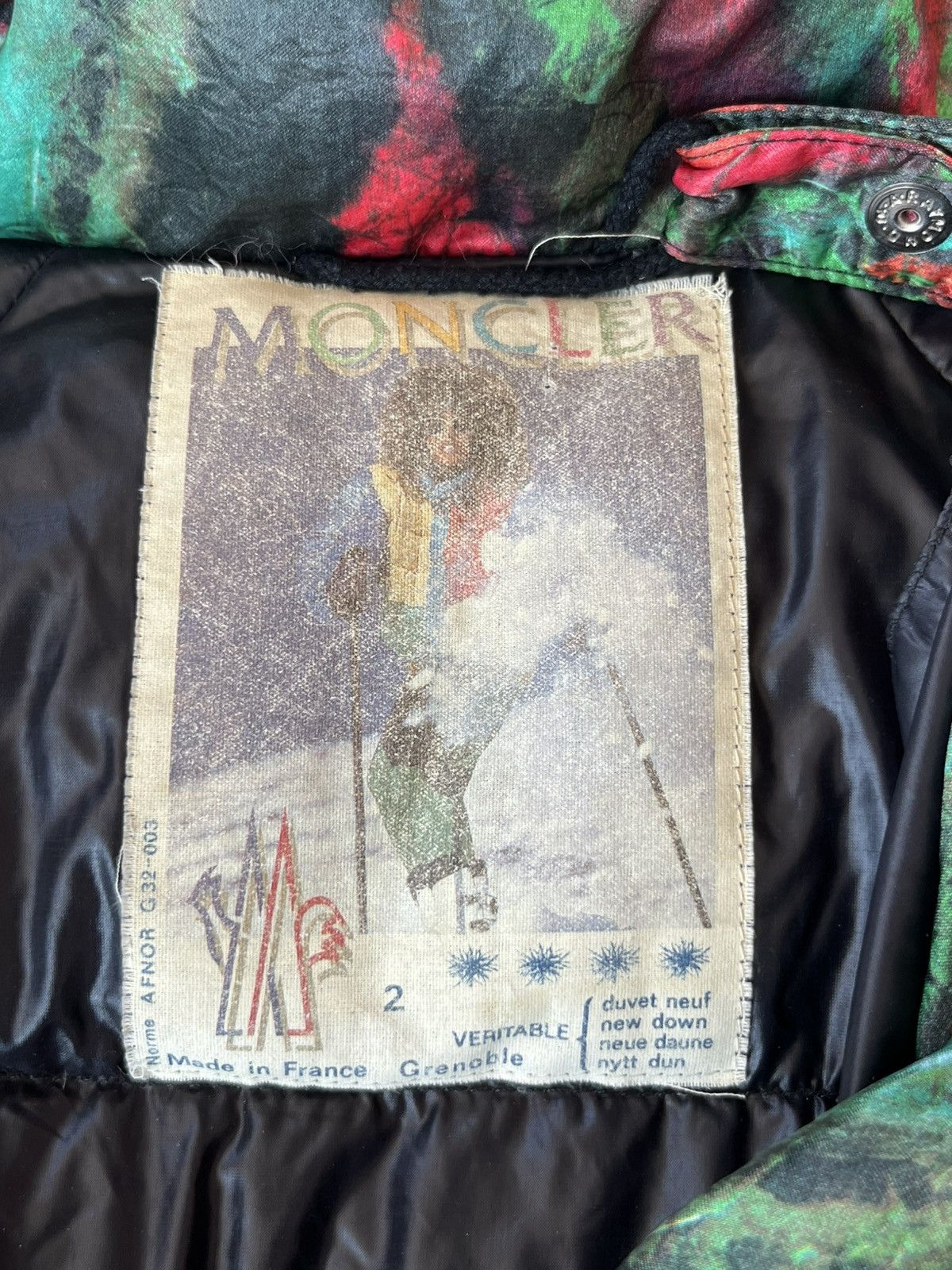 Moncler Vintage Luxury Puffer Grenoble Moncler MADE IN FRANCE 🇫🇷 Size US M / EU 48-50 / 2 - 7 Thumbnail