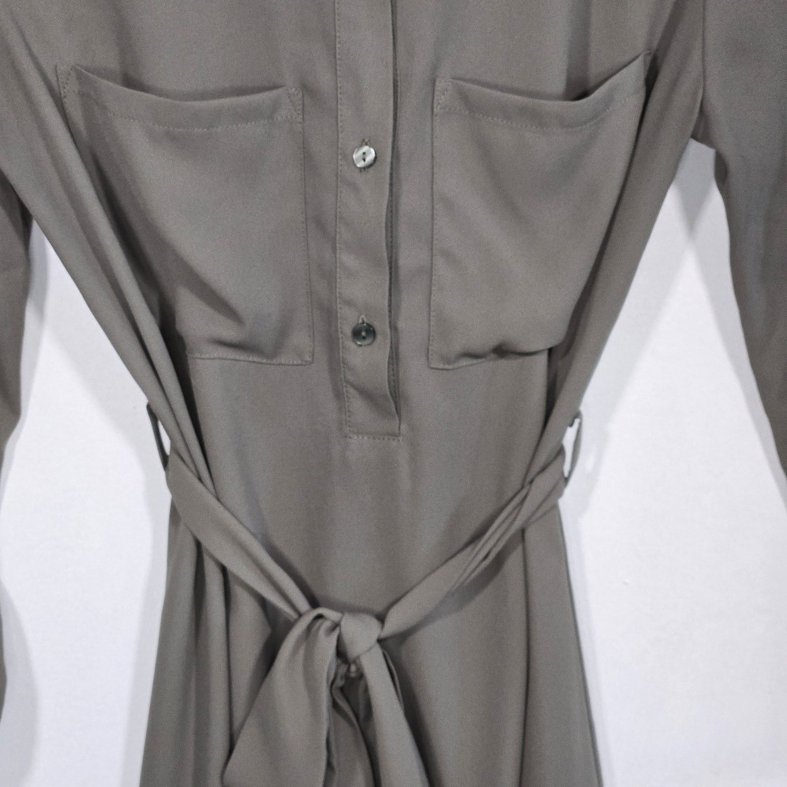 Forever 21 Forever 21 Women's Shirt Dress With Tie. Size Small. Size S / US 4 / IT 40 - 3 Thumbnail