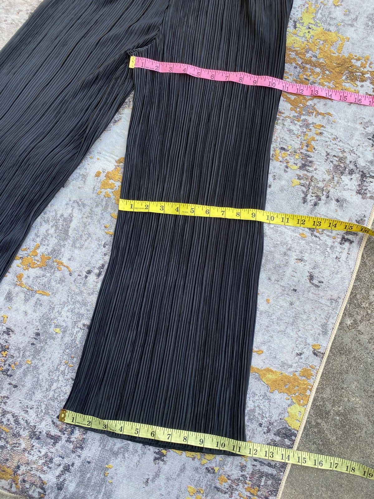 Uniqlo Gu Pleated Wide Pants Look Like Pleated Issey Miyake Style Size 25" / US 0 / IT 36 - 11 Thumbnail