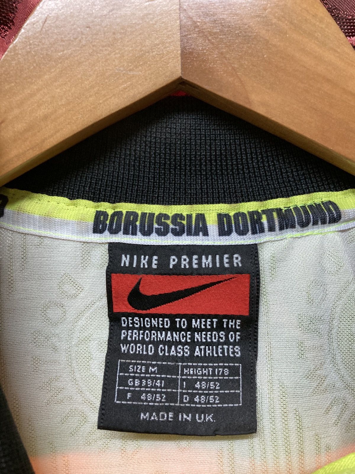Nike BORRUSIA DORTMUND RARE 96 Nike Jersey long sleeve Size US M / EU 48-50 / 2 - 4 Thumbnail