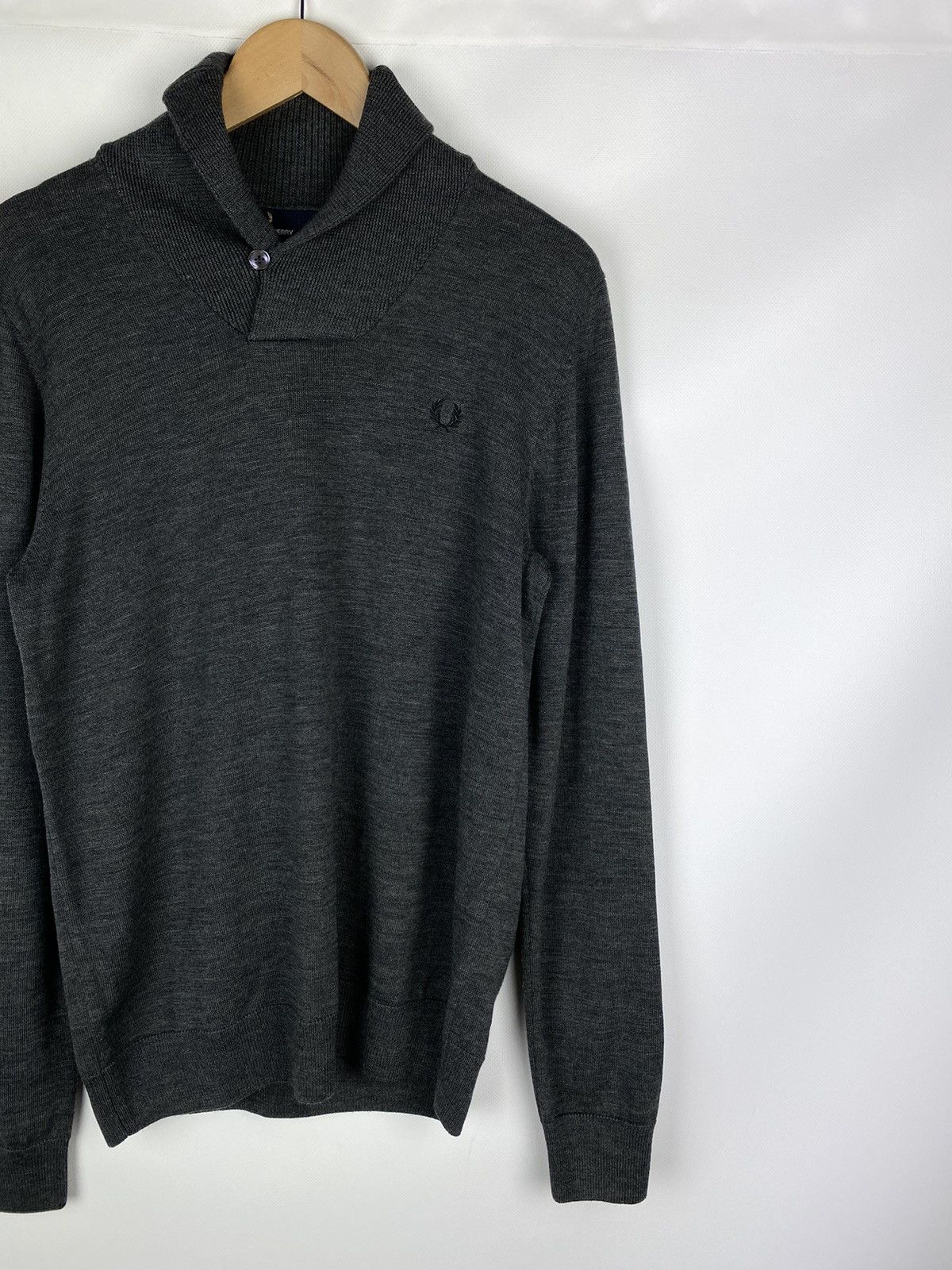Fred Perry Fred Perry men’s merino wool shawl collar sweater pullover Size US M / EU 48-50 / 2 - 3 Thumbnail