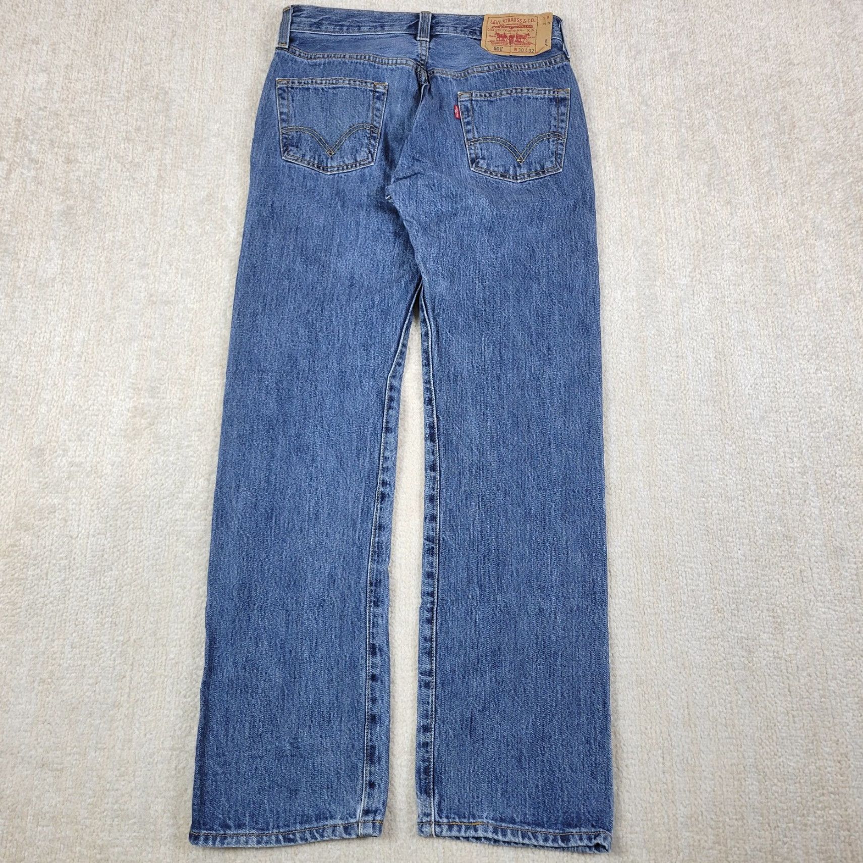Levi's Levis 501 Jeans Mens 30x32 Blue Straight Leg Button Fly Medium Wash Denim Pants Jeans Size US 30 / EU 46 - 2 Thumbnail