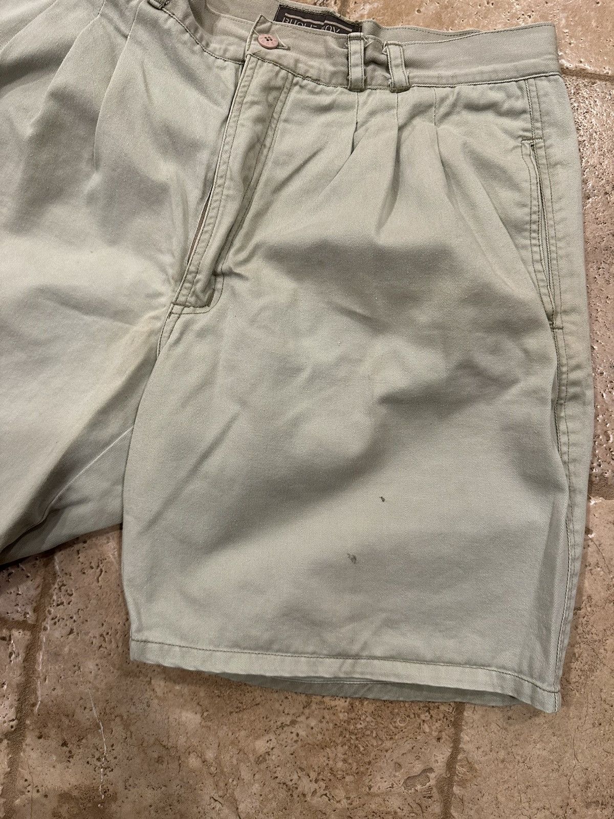 Bugle Boy × Vintage Vintage Bugle Boy Tan Dress Khaki Shorts Size US 32 / EU 48 - 4 Thumbnail