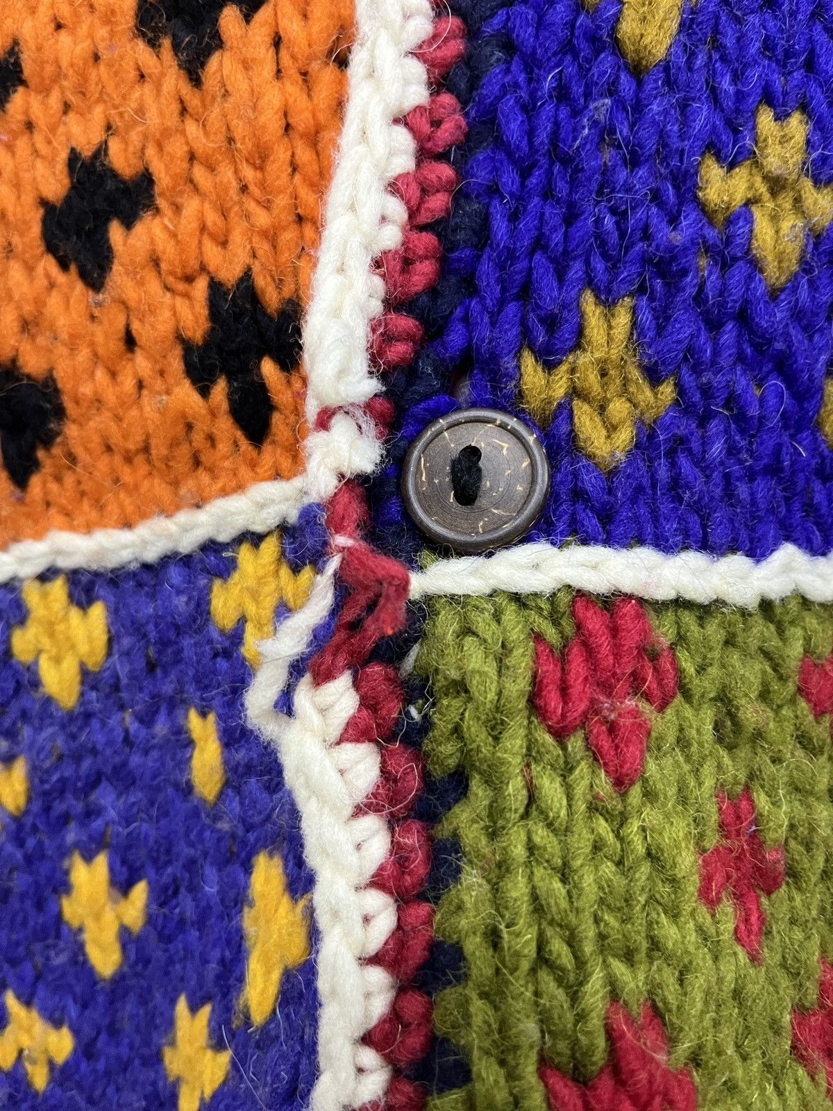 Vintage Vintage Hand Loomed 90's Patch Work Colourful Cardigan Size US M / EU 48-50 / 2 - 8 Thumbnail