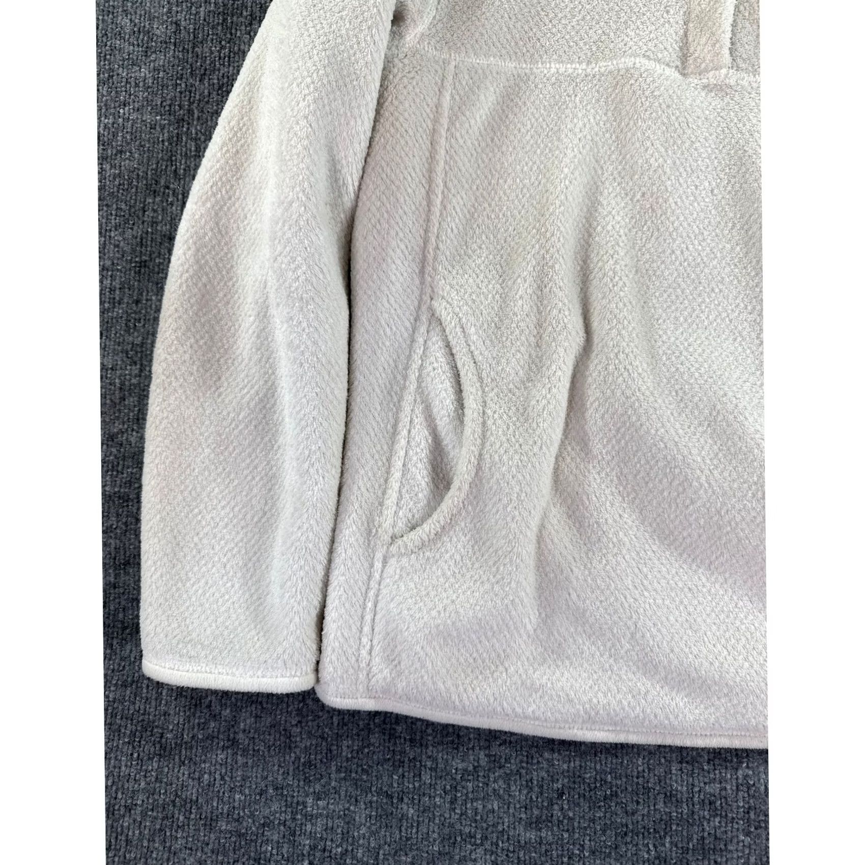 Patagonia Patagonia Re-Tool Snap-T Fleece Pullover Womens Large Cream Polartec Logo Size L / US 10 / IT 46 - 5 Thumbnail