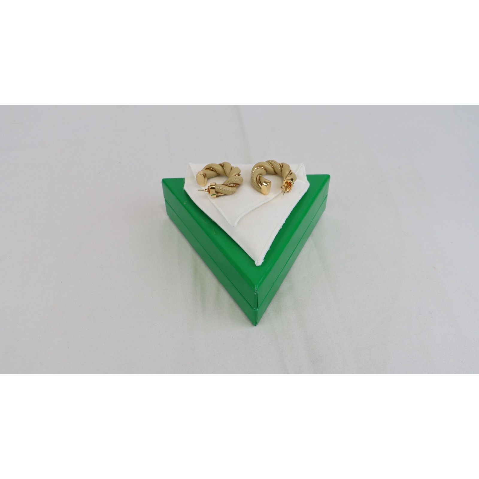 Bottega Veneta o1rshd1 Size: OS / Women's Earrings in Golden/Beige Size ONE SIZE - 6 Thumbnail