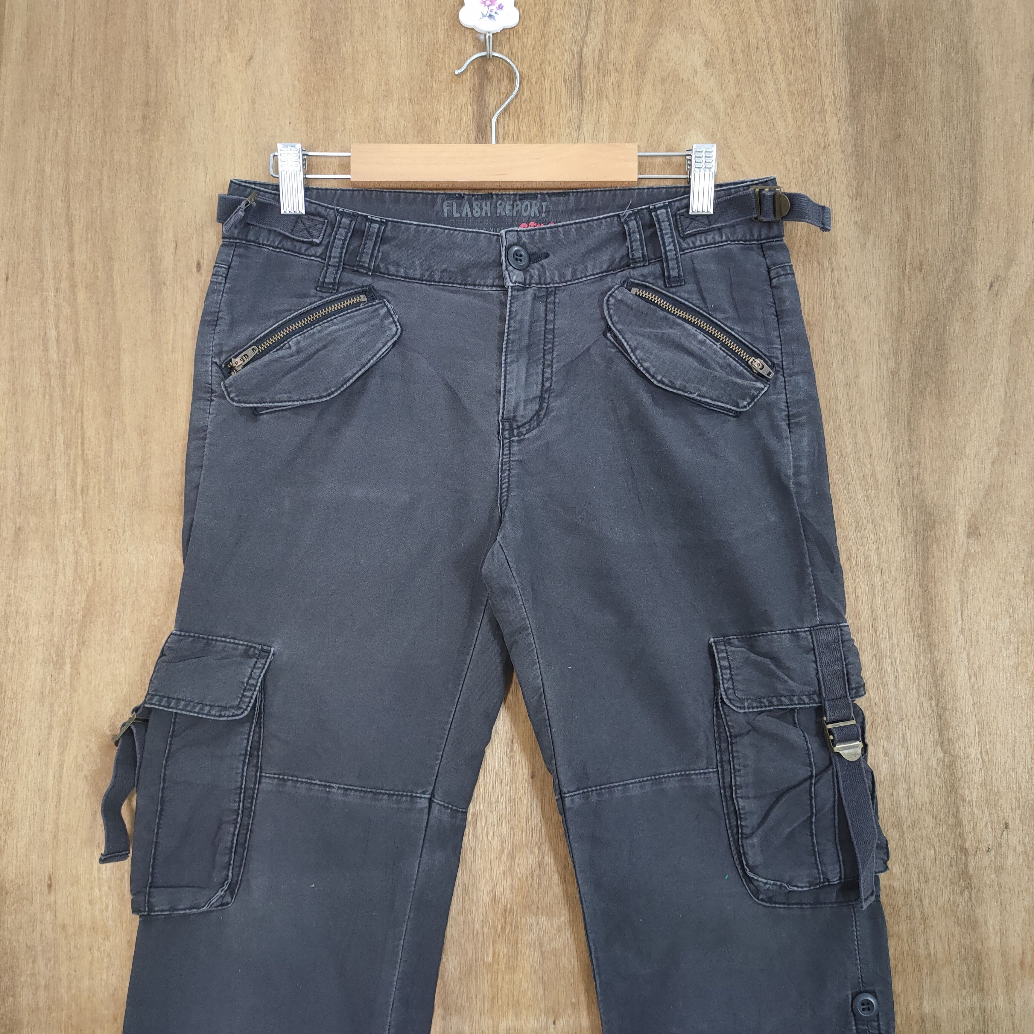 Japanese Brand VINTAGE FLASH REPORT FLARE FADED BLACK CARGO PANTS Size US 30 / EU 46 - 3 Thumbnail