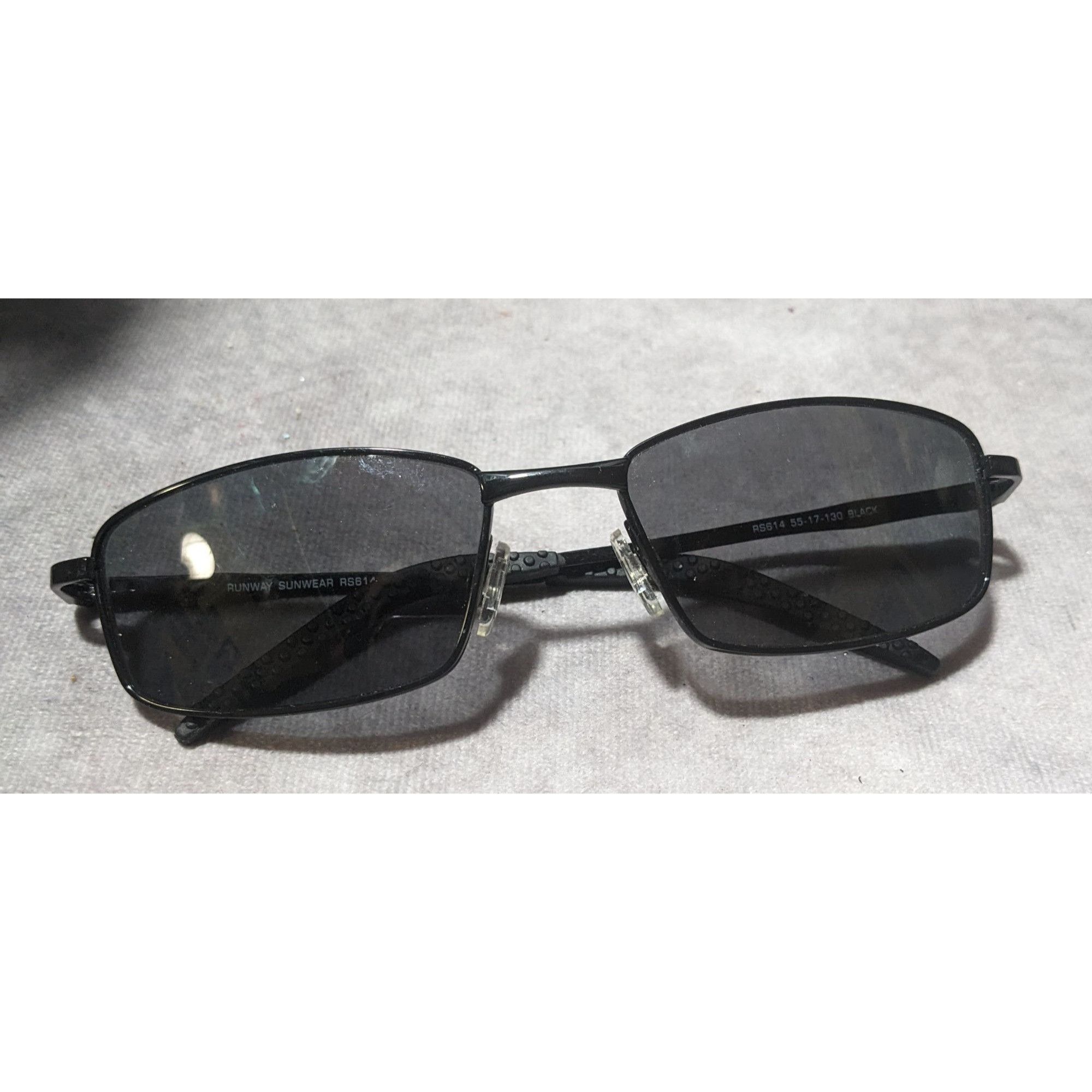 Other Runway Sunwear Classic Black Sunglasses (Frames) Size ONE SIZE - 5 Thumbnail
