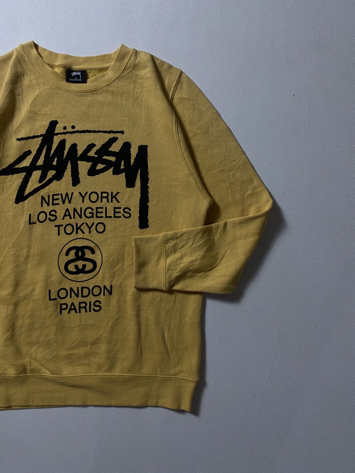Stussy Stussy World Tour Crewneck Made in usa Size US S / EU 44-46 / 1 - 3 Thumbnail