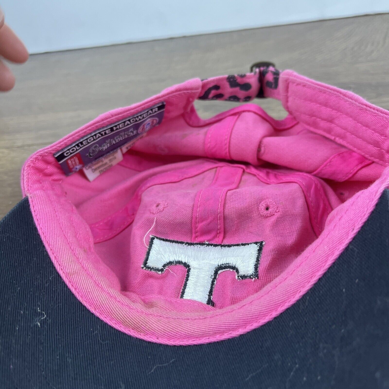 Other Tennessee Volunteers Hat Pink Adjustable Hat Adjustable Adul Size ONE SIZE - 13 Thumbnail