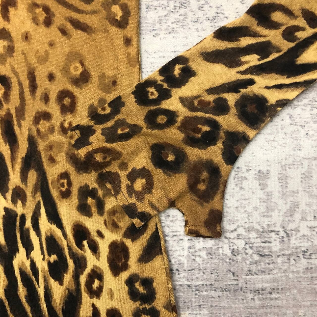 agnes b. T237 AGNES B MADE IN FRANCE LEOPARD HOODIES Size S / US 4 / IT 40 - 6 Thumbnail