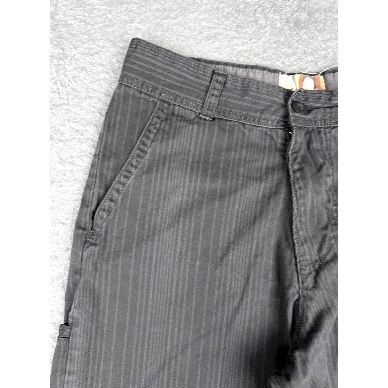 Vintage Op Shorts Mens 32 Gray Striped Canvas Chino Flat Front 10 Inseam Casual Summer Size US 32 / EU 48 - 4 Thumbnail