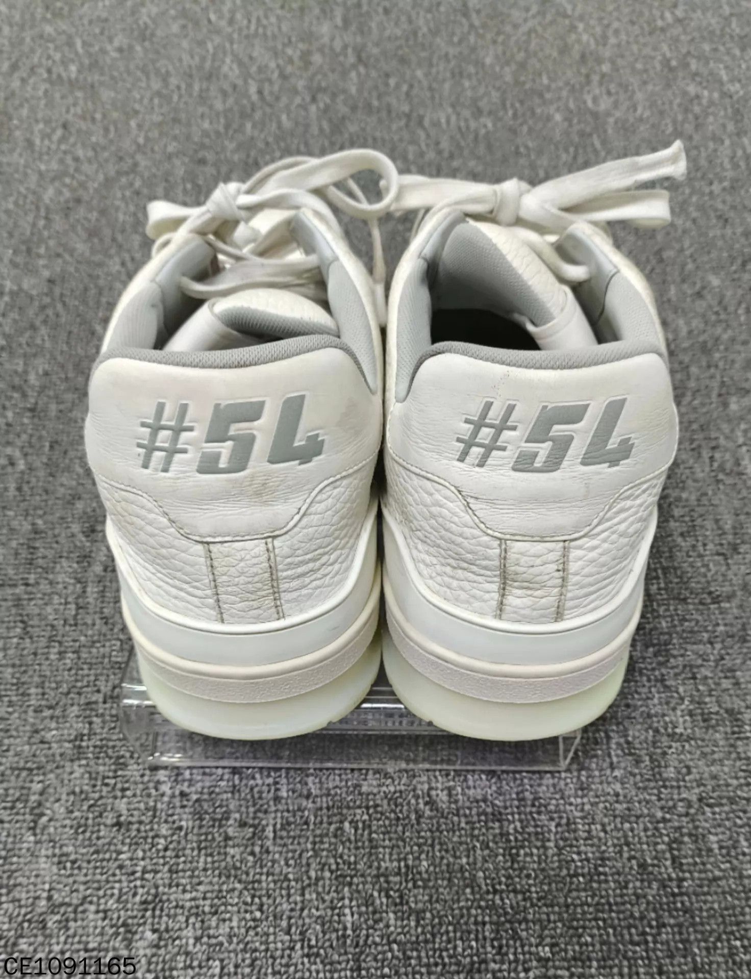 Louis Vuitton Louis Vuitton White Cement Trainer 44 Size US 11 / EU 44 - 5 Thumbnail