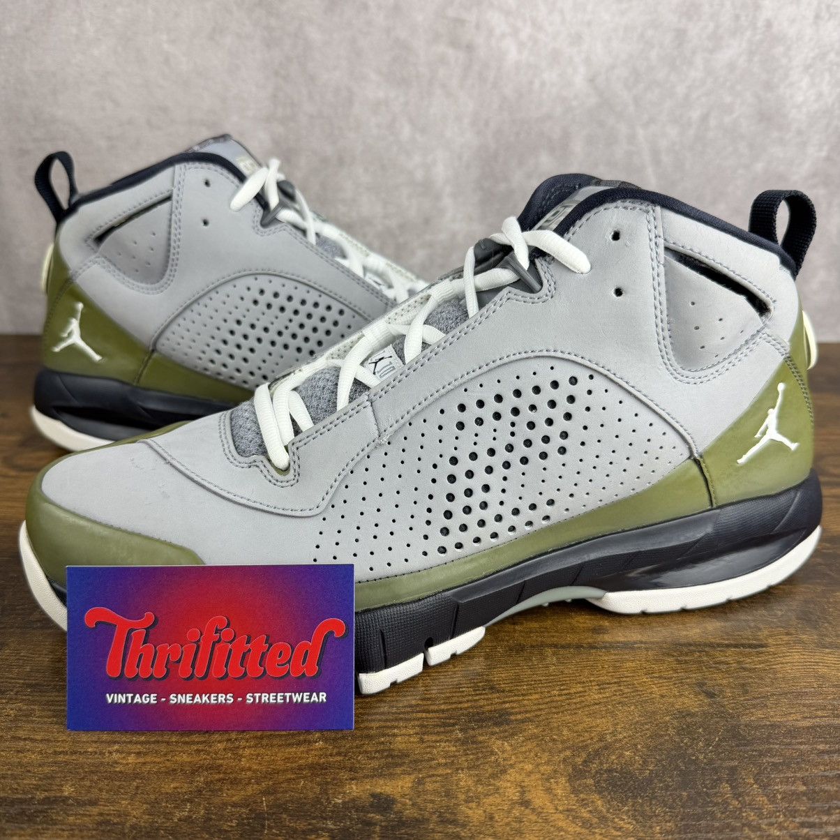Jordan Brand NEW Vintage Jordan Jeter Throwback Light Graphite 395190-002 Size US 11 / EU 44 - 1 Thumbnail