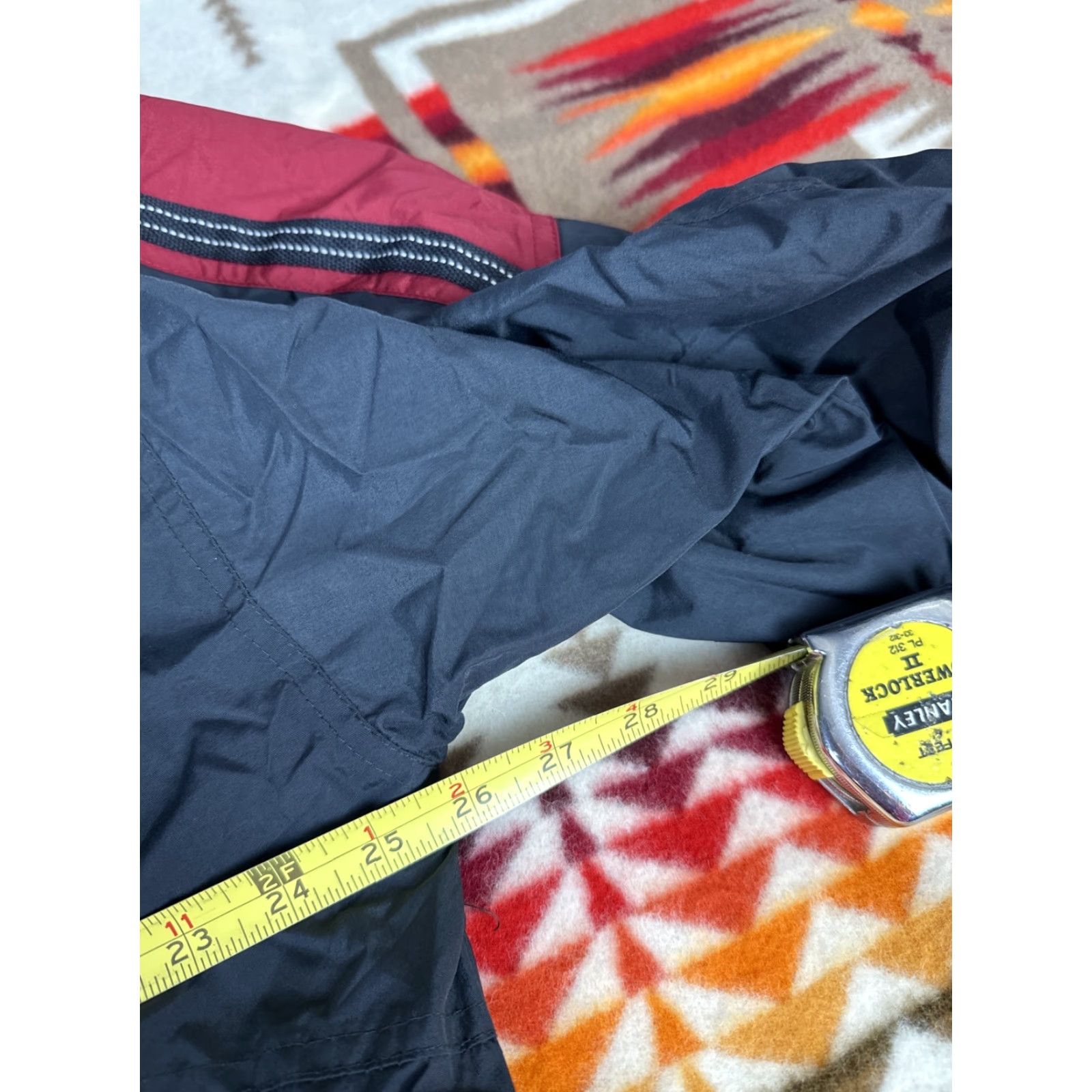 Obermeyer VINTAGE Obermeyer Ski Jacket Mens Long Sz L Black Maroon Parka Skiing Long Jacket Mens Black Maroon Size US L / EU 52-54 / 3 - 6 Thumbnail