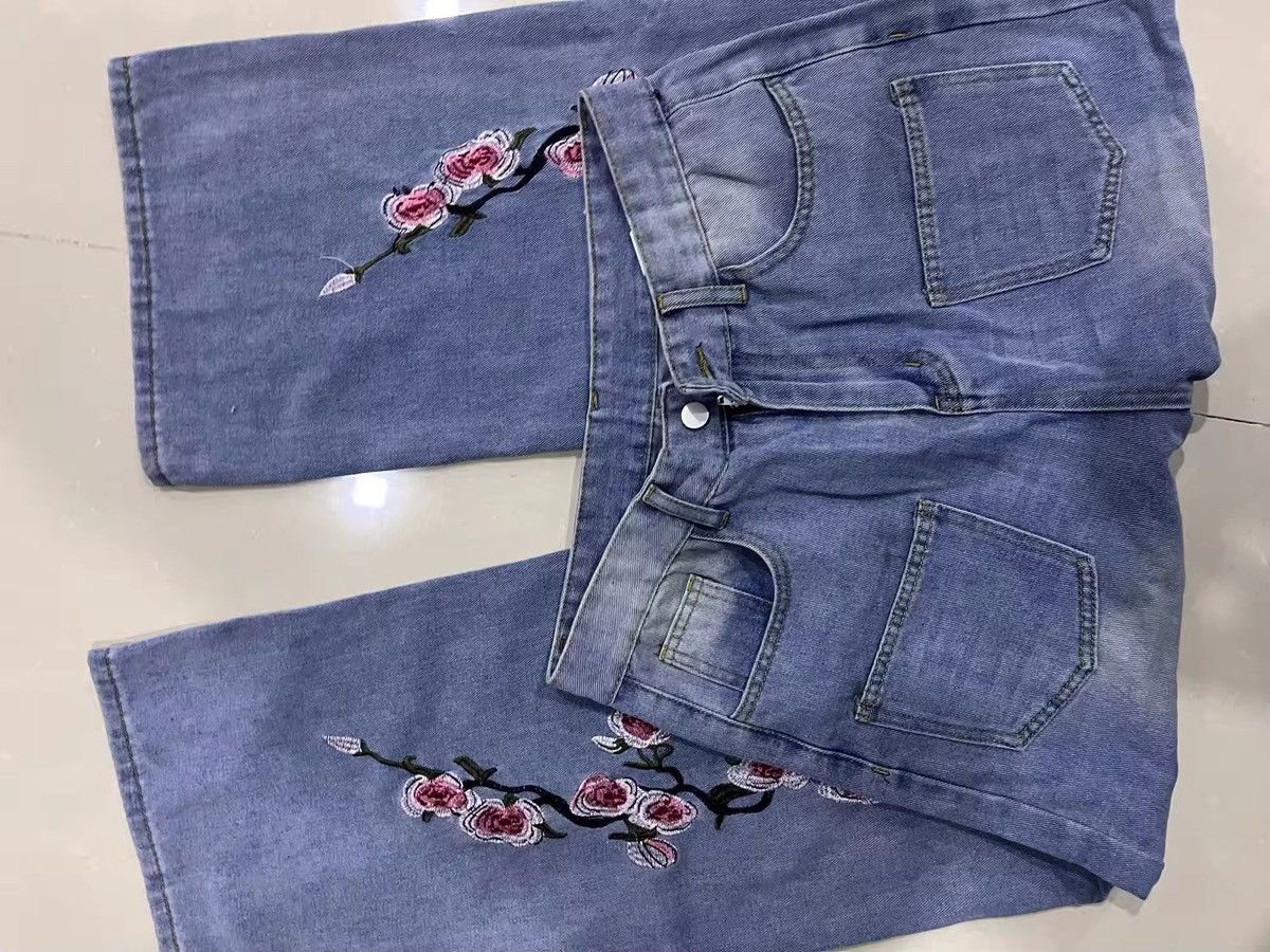 Japanese Brand × Jean embroidery cherry flower wide leg Jeans Size US 31 - 4 Thumbnail