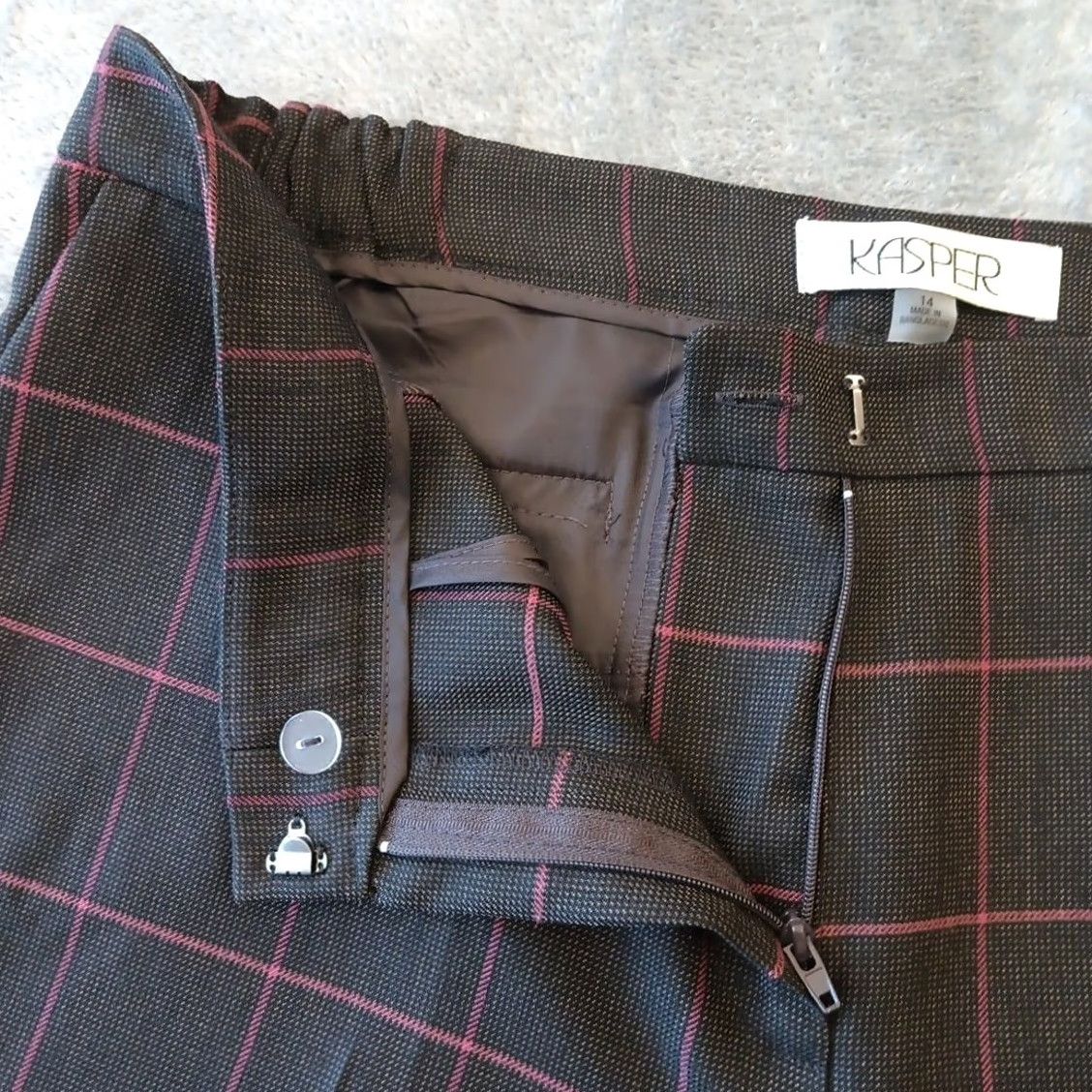 Kasper Kasper Dress Pants Womens Size 14 Brown Pink Plaid Elastic Waist 36x27.5 New Size 36" / US 14 / IT 50 - 5 Thumbnail